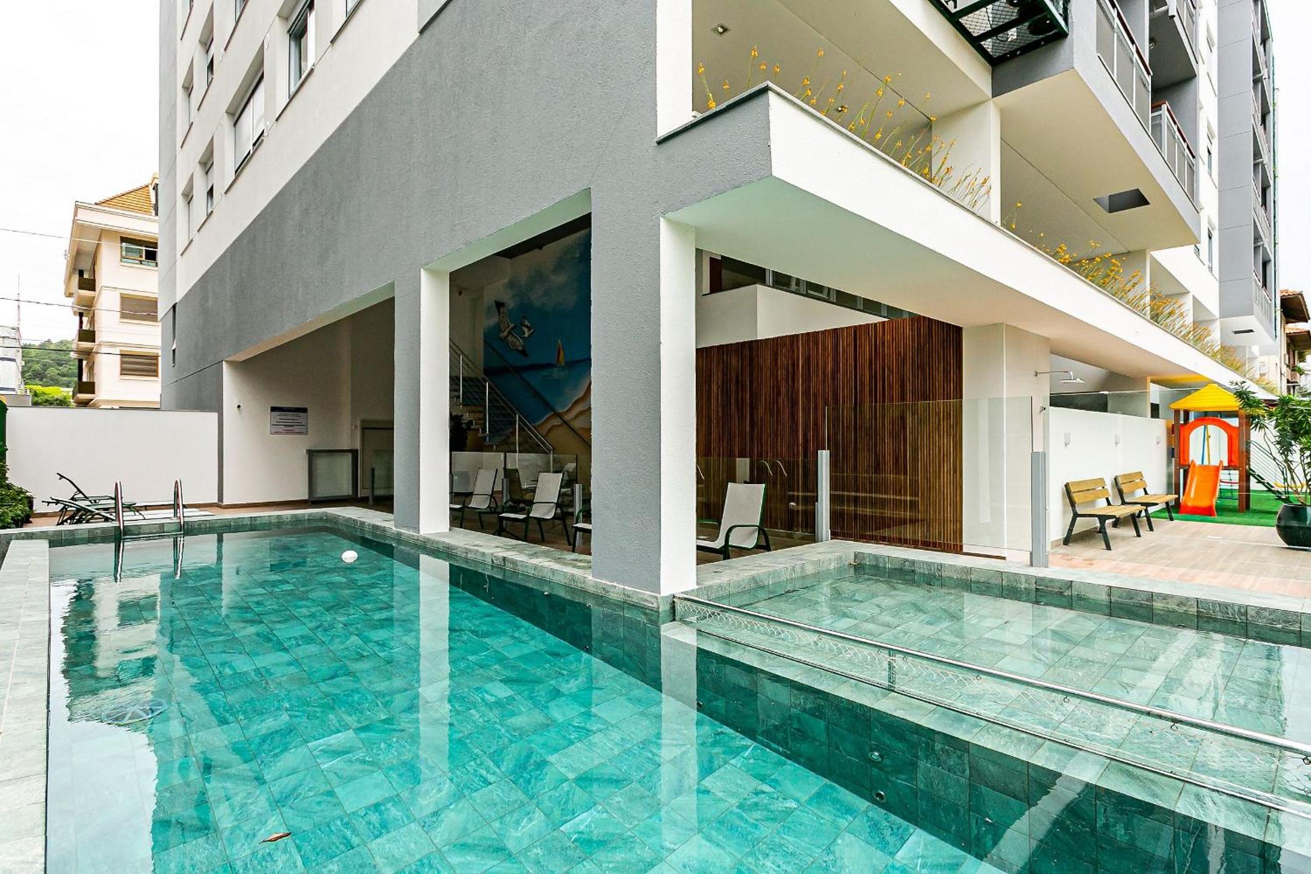 JRR - Apartments 240 meters from Jurerê Beach