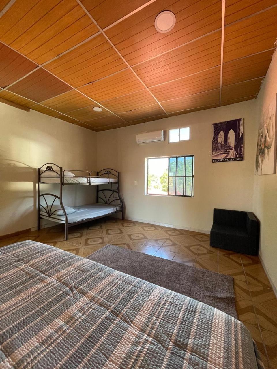 Hostal Charlotte