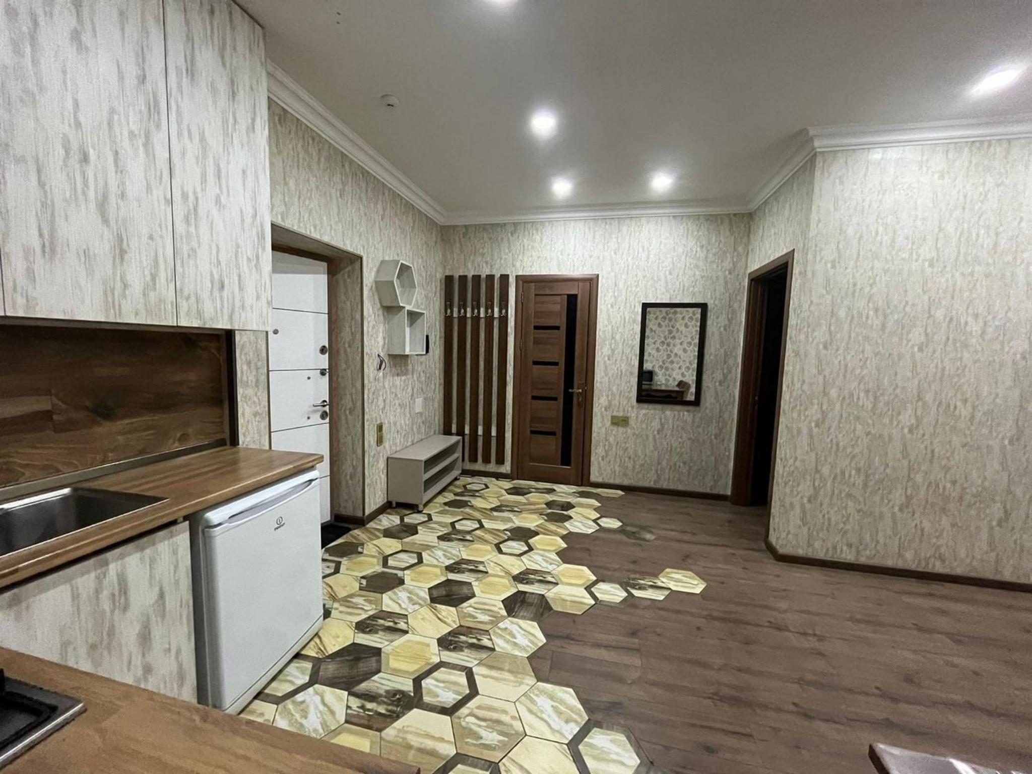 Luxury Apartment in Grand Hayat Complex