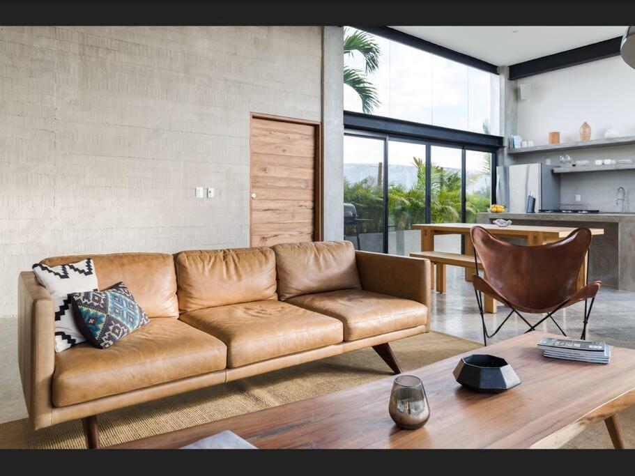 Luxury Penthouse 300m2 with Private Terrace & Pool view 2