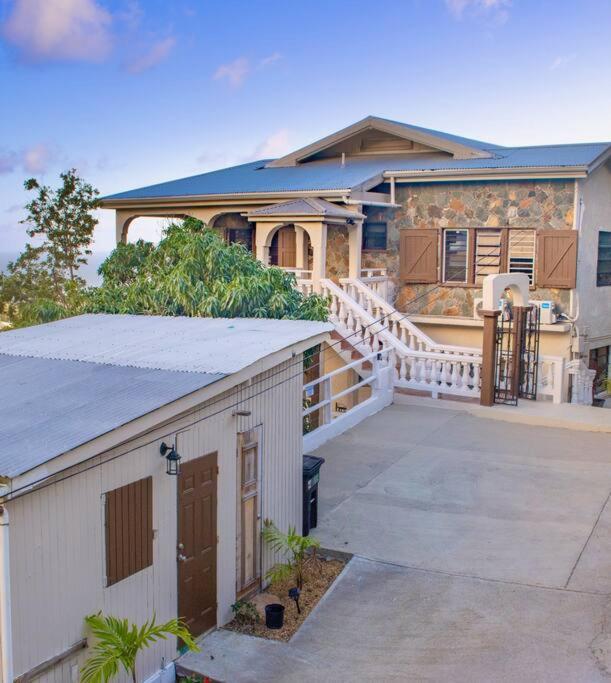 St John USVI Hillside Villa 7 Min Drive to Cruz Bay view 5