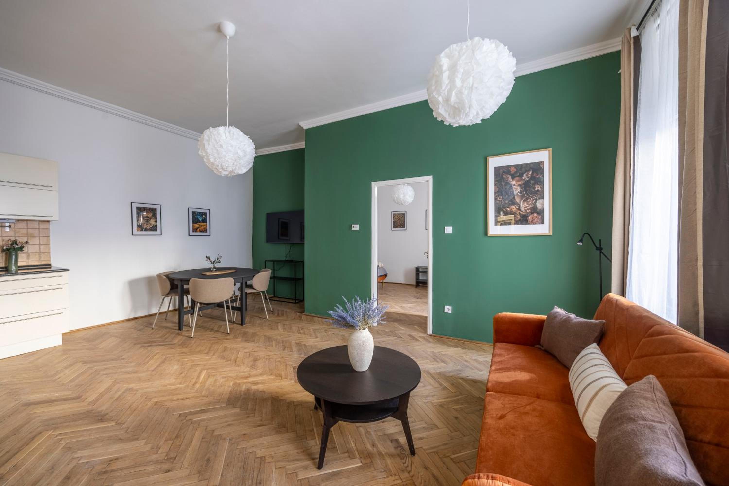 Cozy & Central Located Apartment w' Terrace view 2