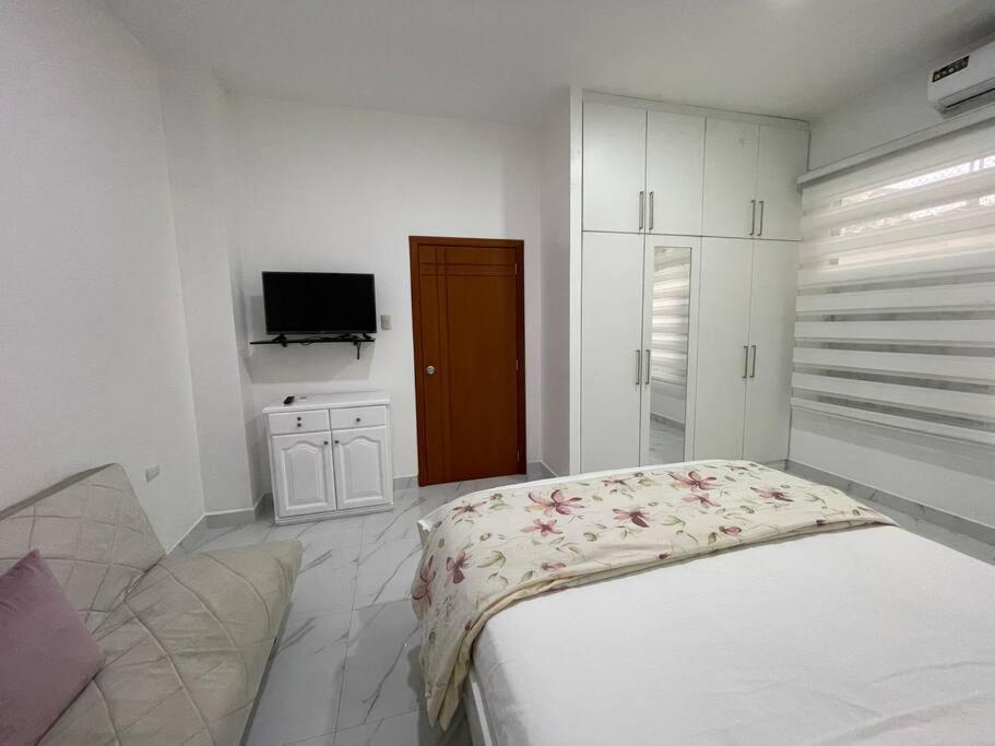 Confortable Apartamento # 2 planta baja view 4
