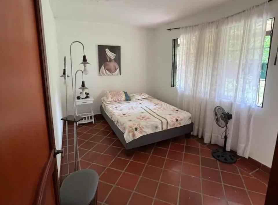 Casa Campestre El Silencio con Familias Exitosas