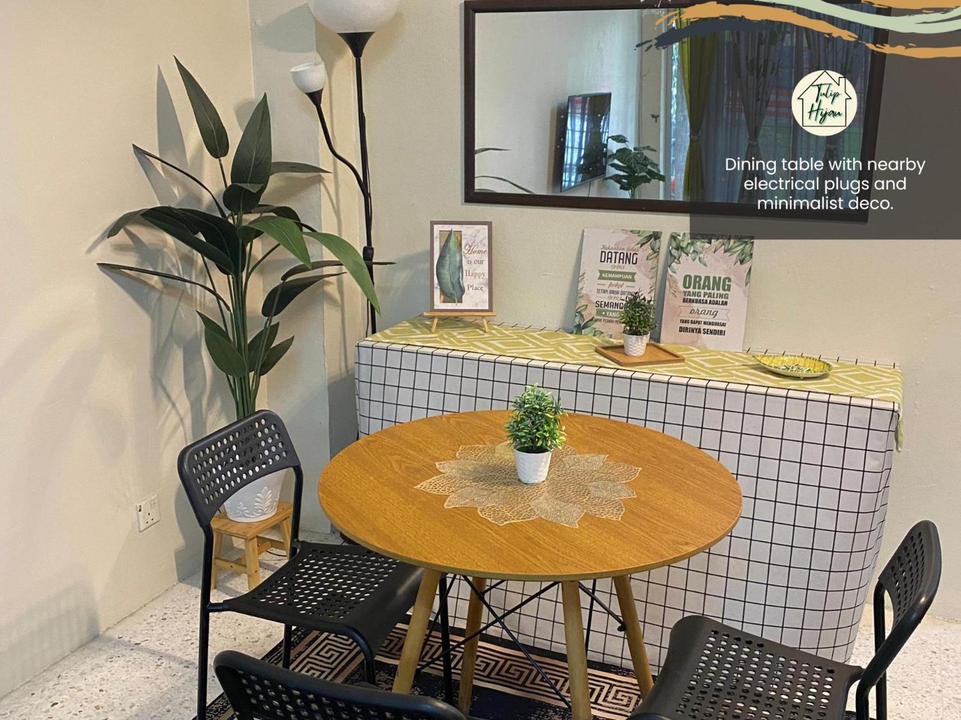 Tulip Hijau Homestay - Bukit Beruntung - 4Bedrooms