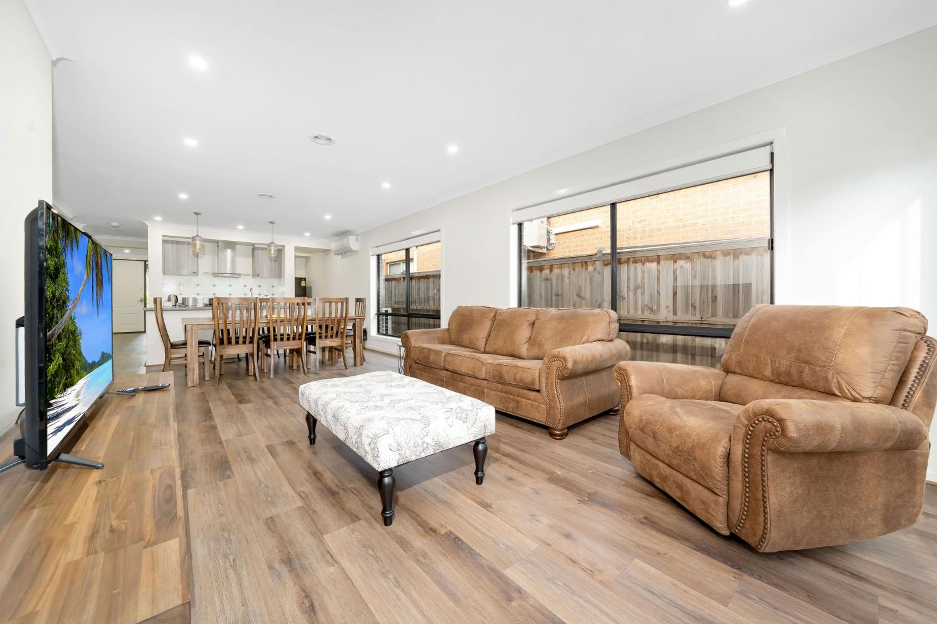 Happy Cozy Convenient 4BR, Breezy, Near Mall, Park