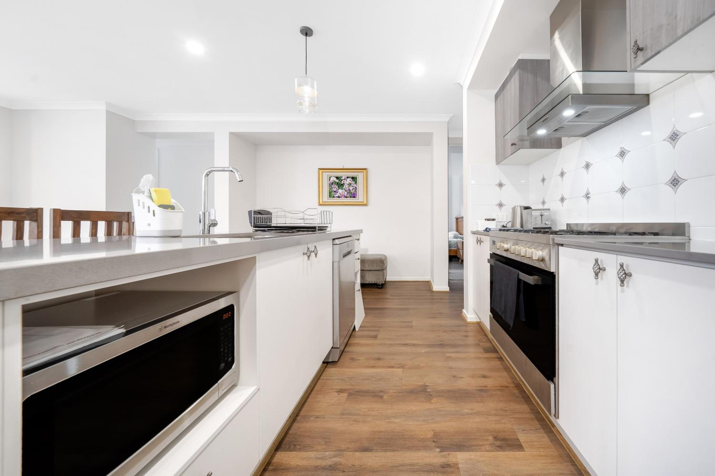 Happy Cozy Convenient 4BR, Breezy, Near Mall, Park