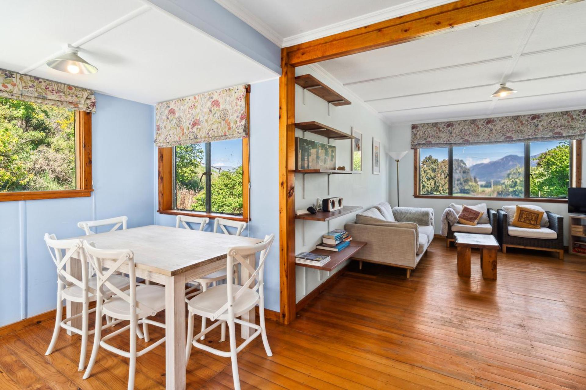 The Nook - Lake Hawea Holiday Home view 5