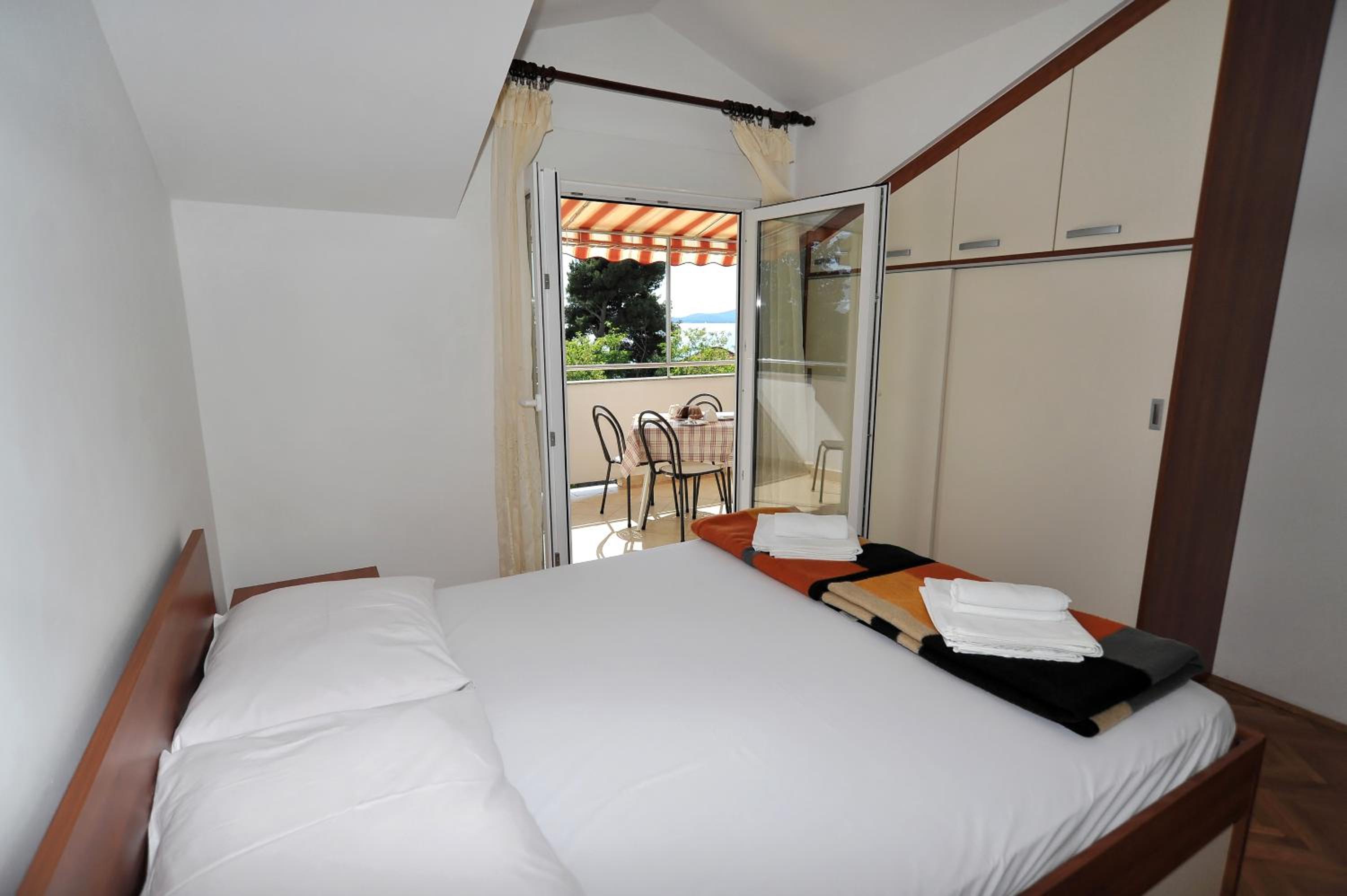 Apartments Rasin