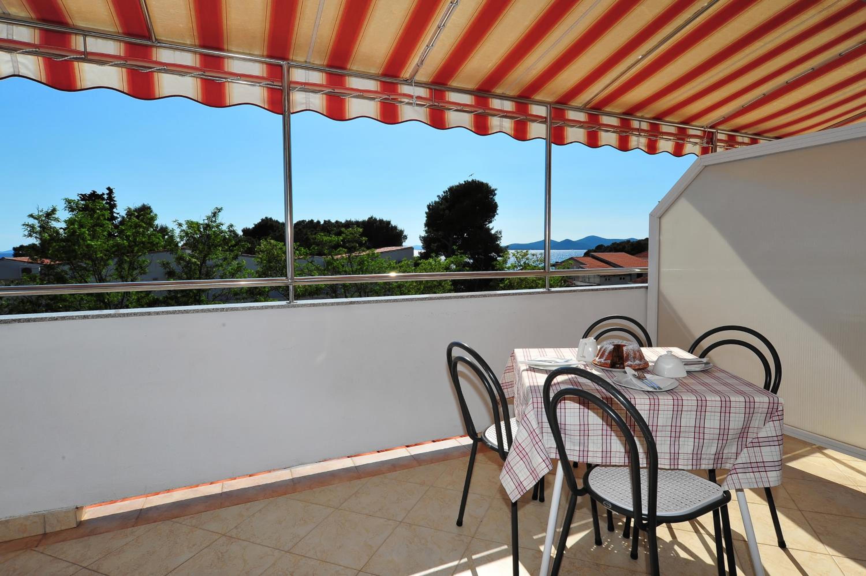 Apartments Rasin