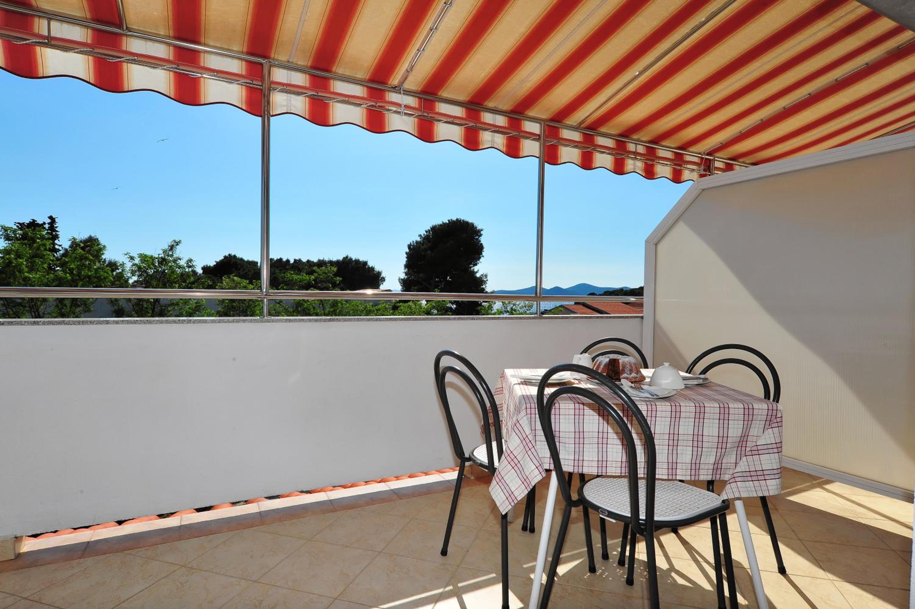 Apartments Rasin