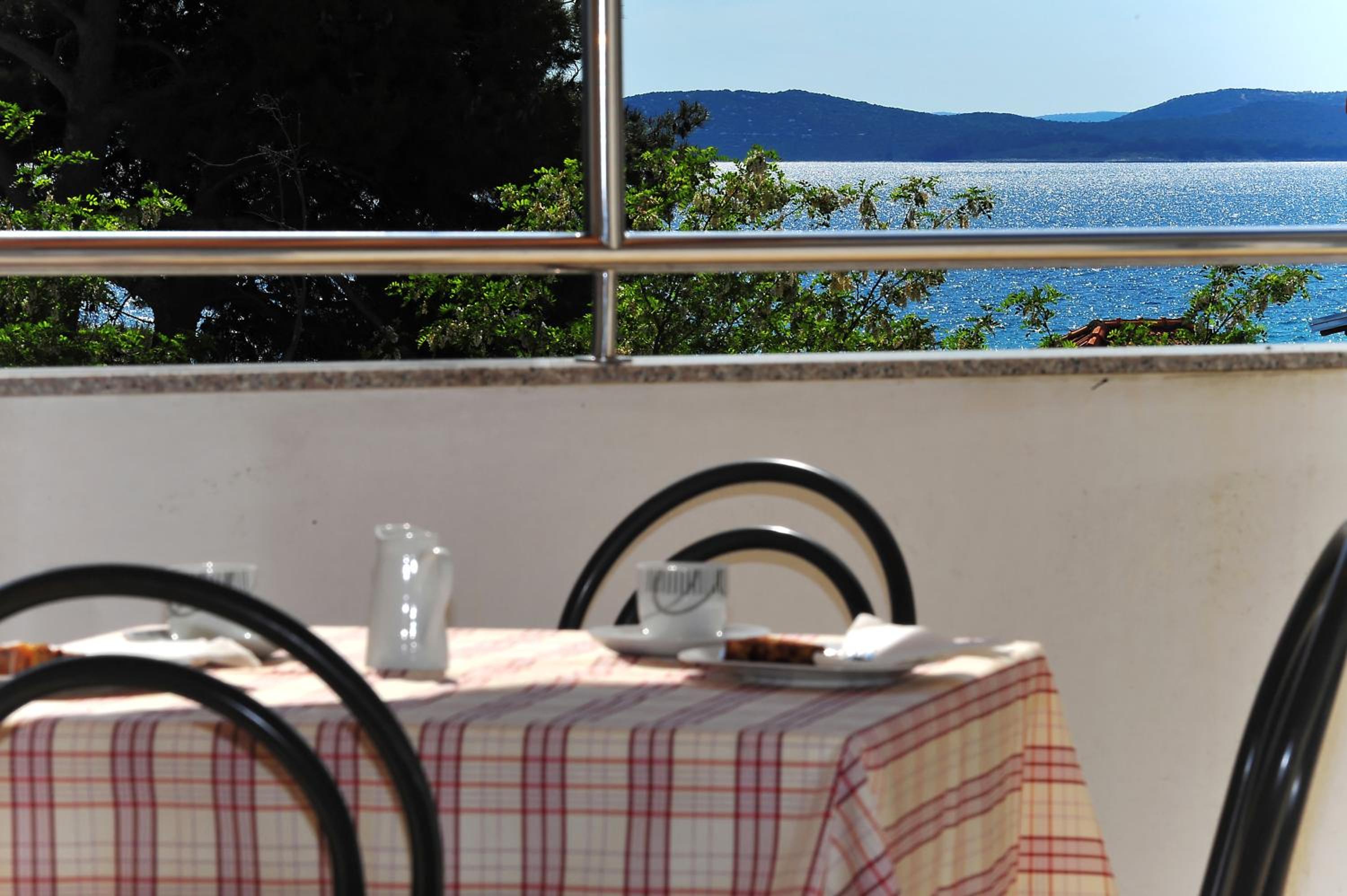Apartments Rasin