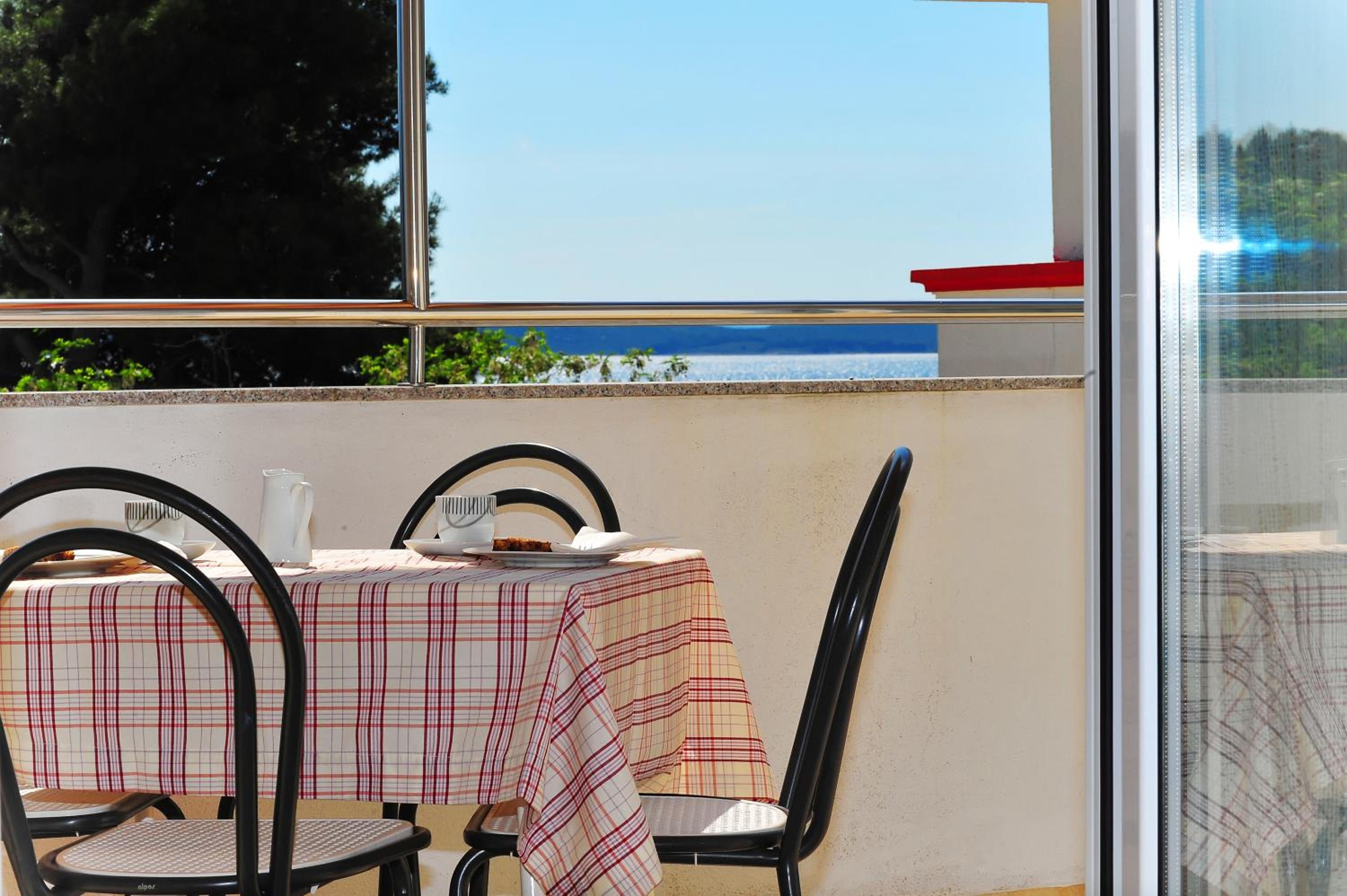 Apartments Rasin