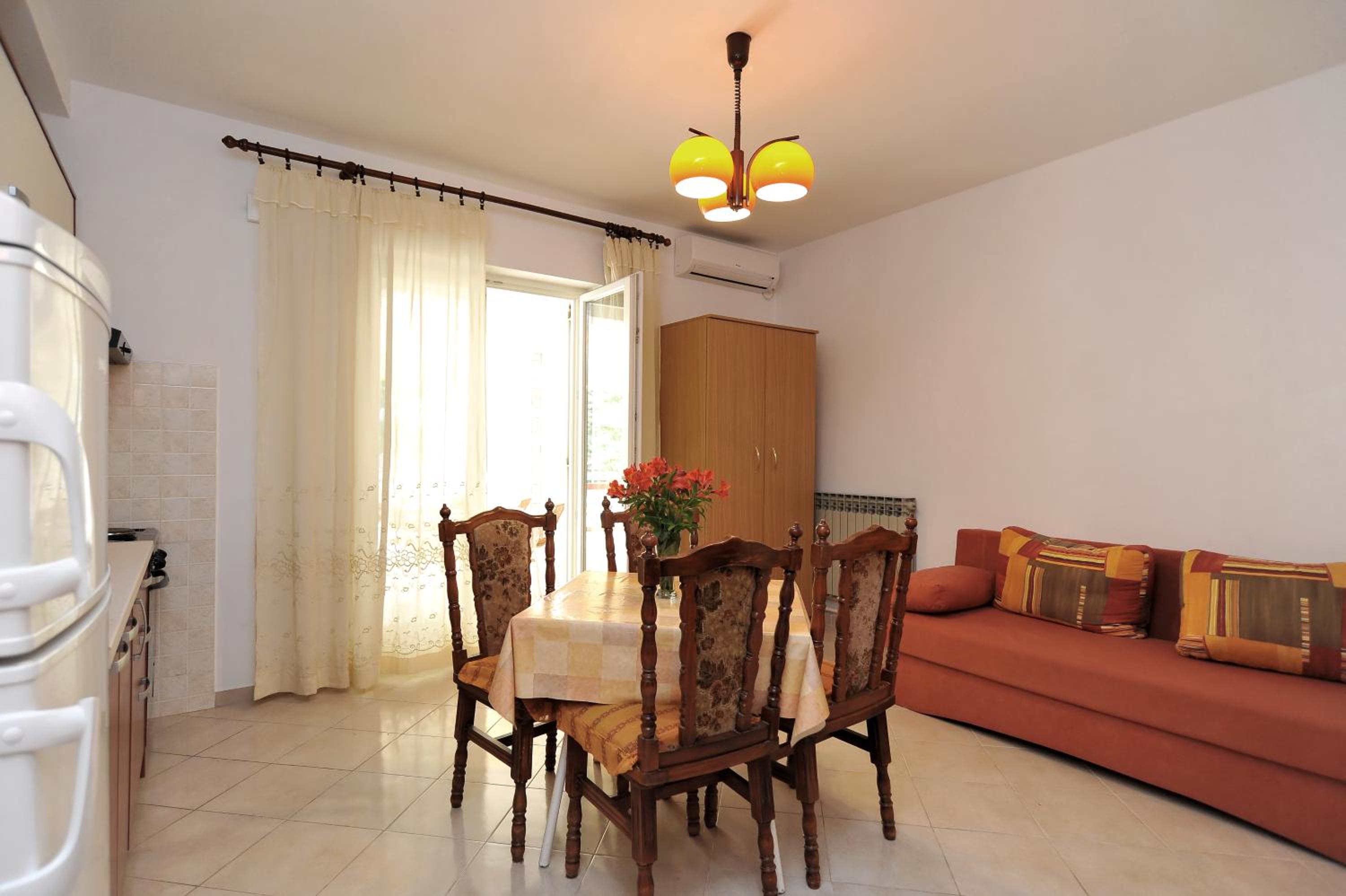 Apartments Rasin