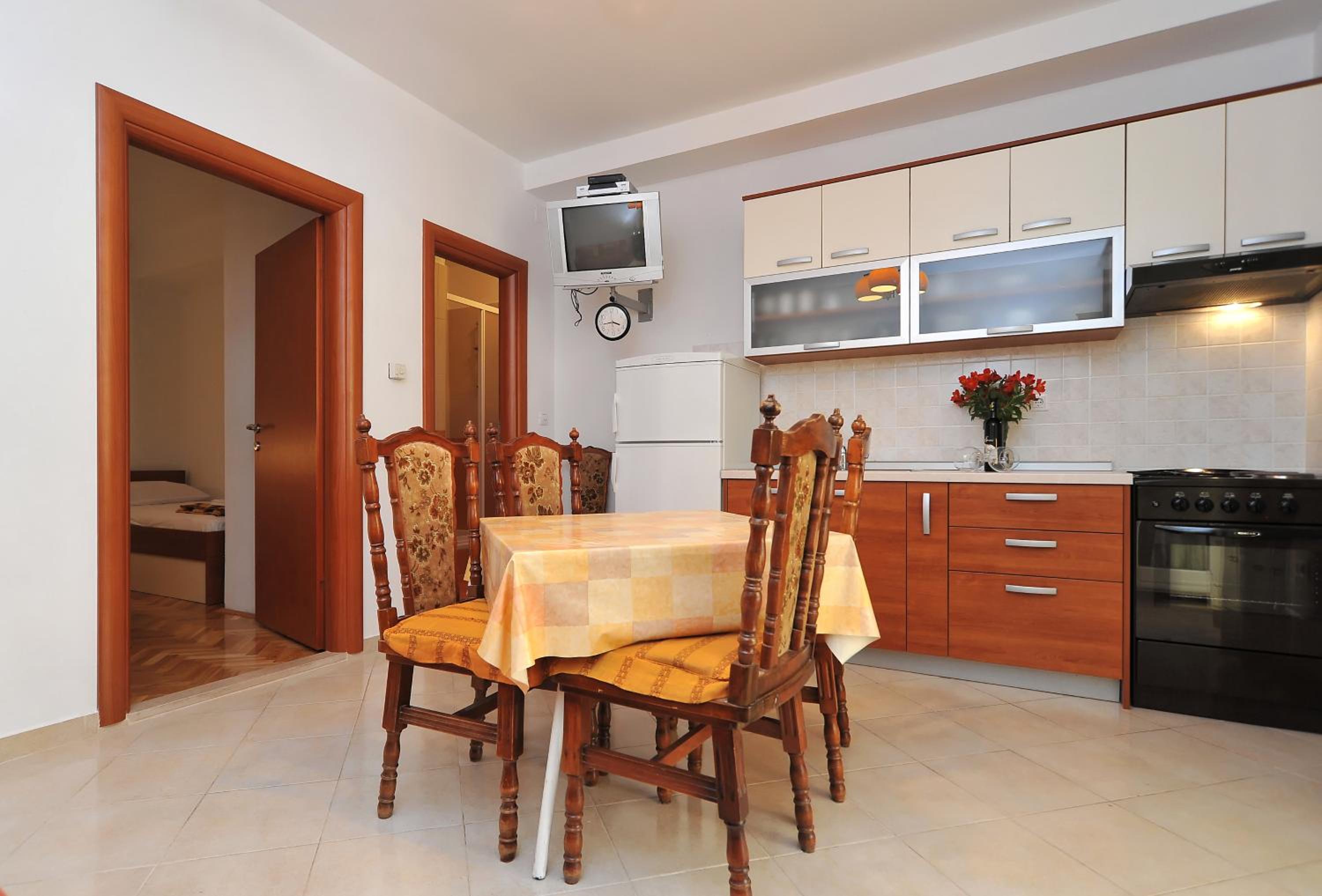 Apartments Rasin