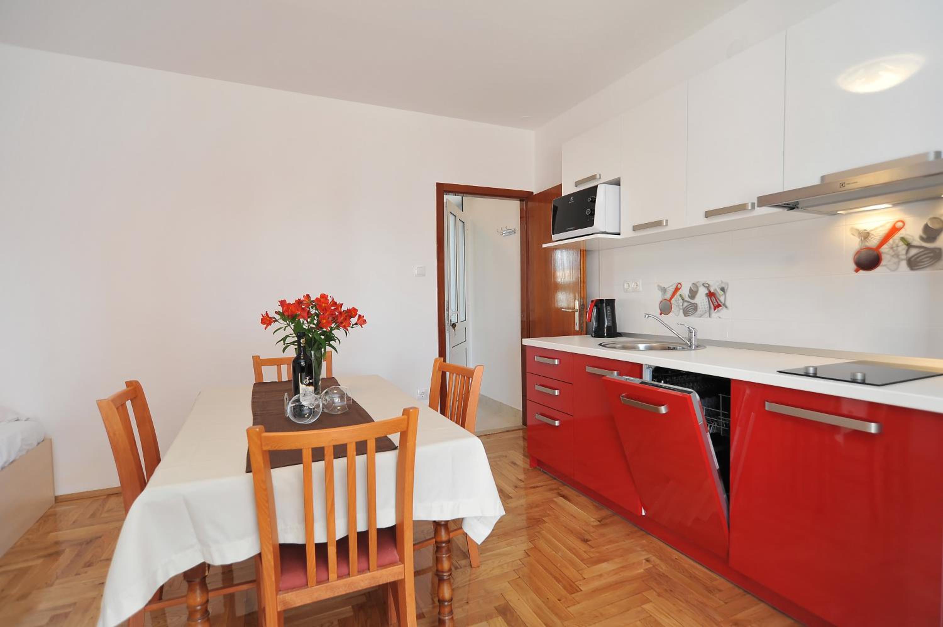 Apartments Rasin