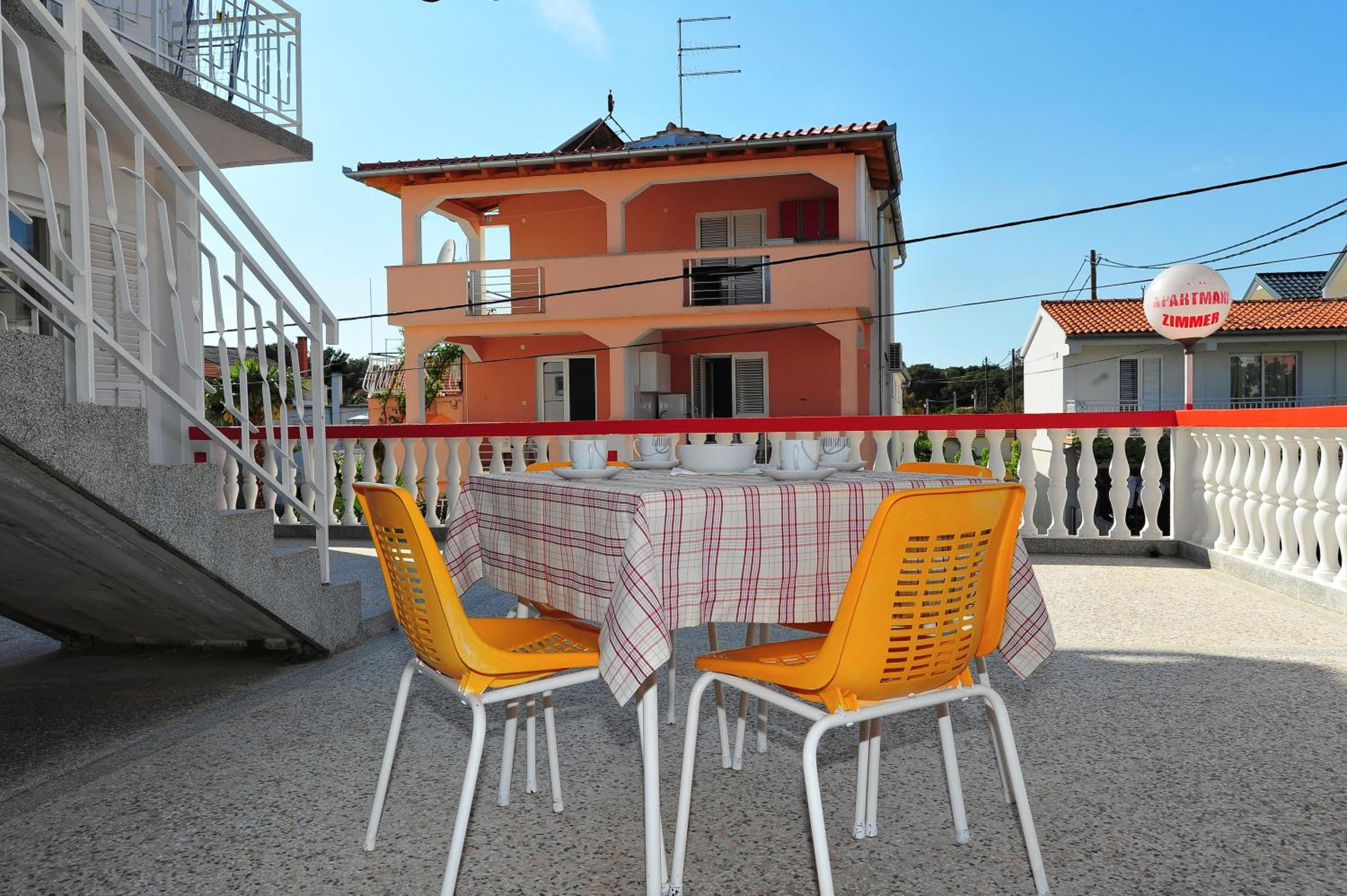 Apartments Rasin