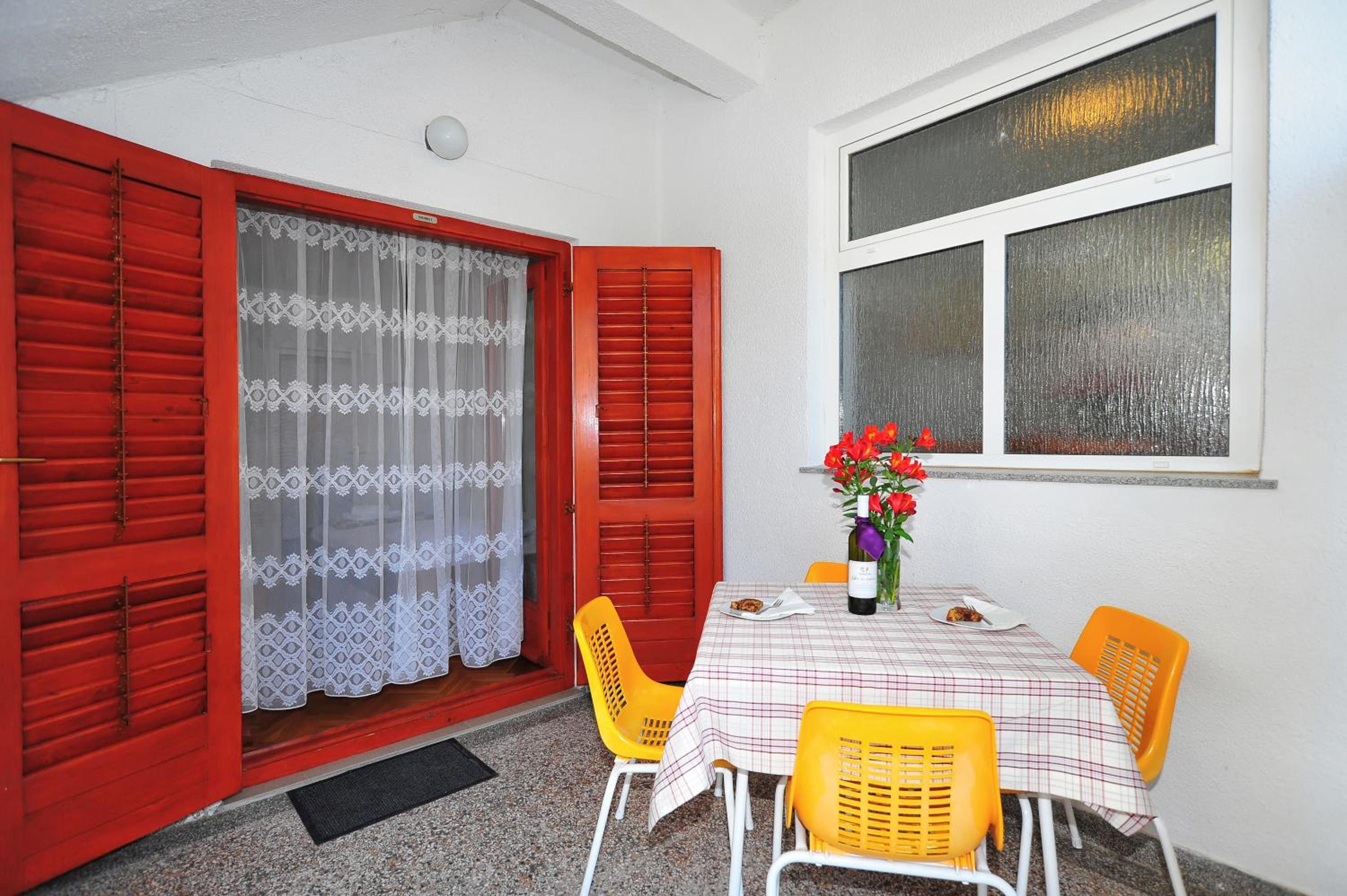 Apartments Rasin