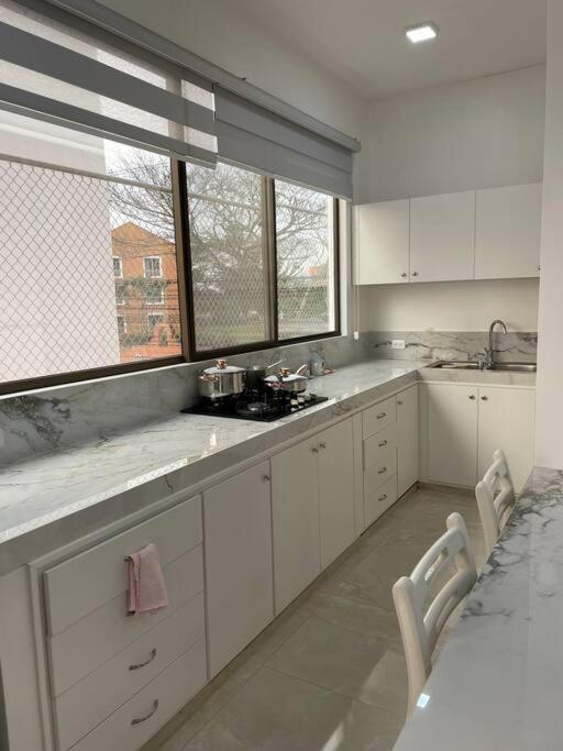 Hermoso Apartamento#4 en Unioro view 3