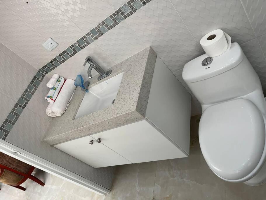 Hermoso Apartamento#4 en Unioro view 4