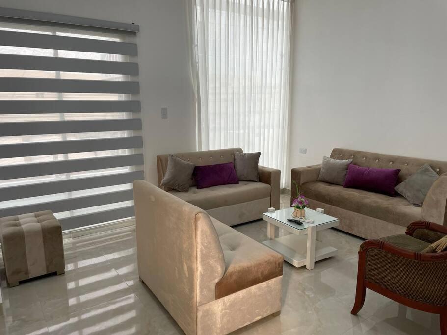 Hermoso Apartamento#4 en Unioro view 5