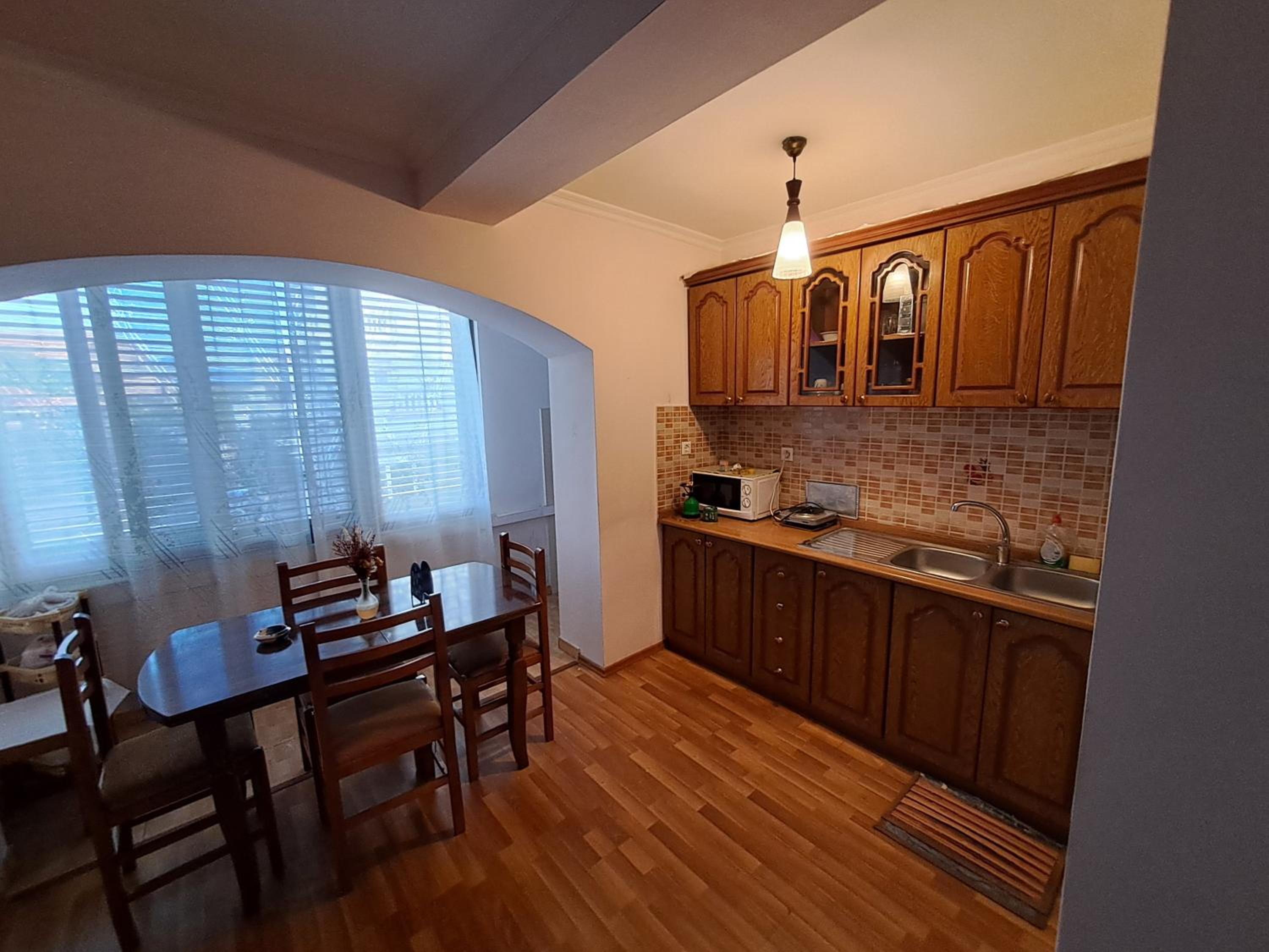 Gjoni's Apartment Shkoder