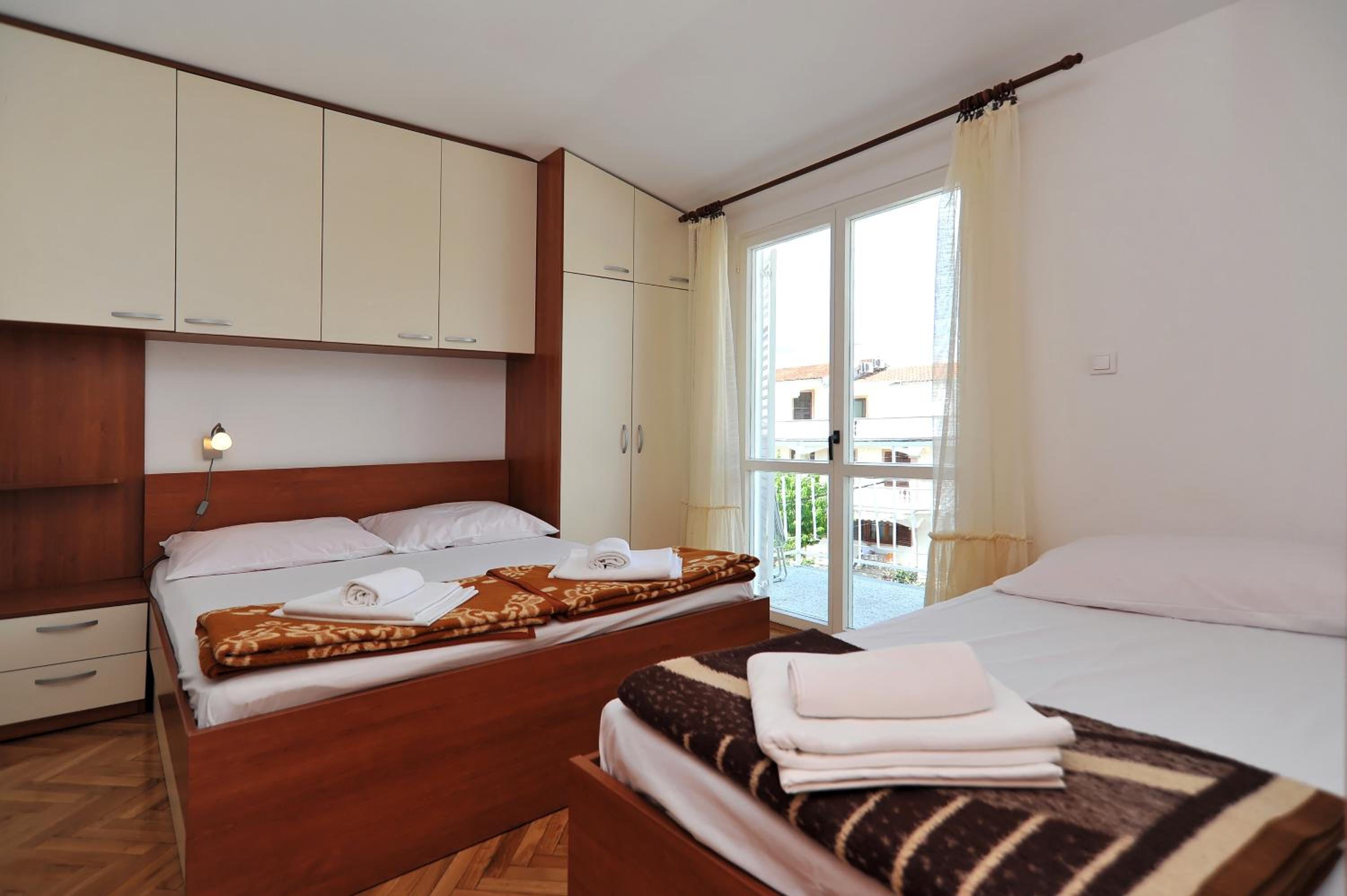 Apartments Rasin