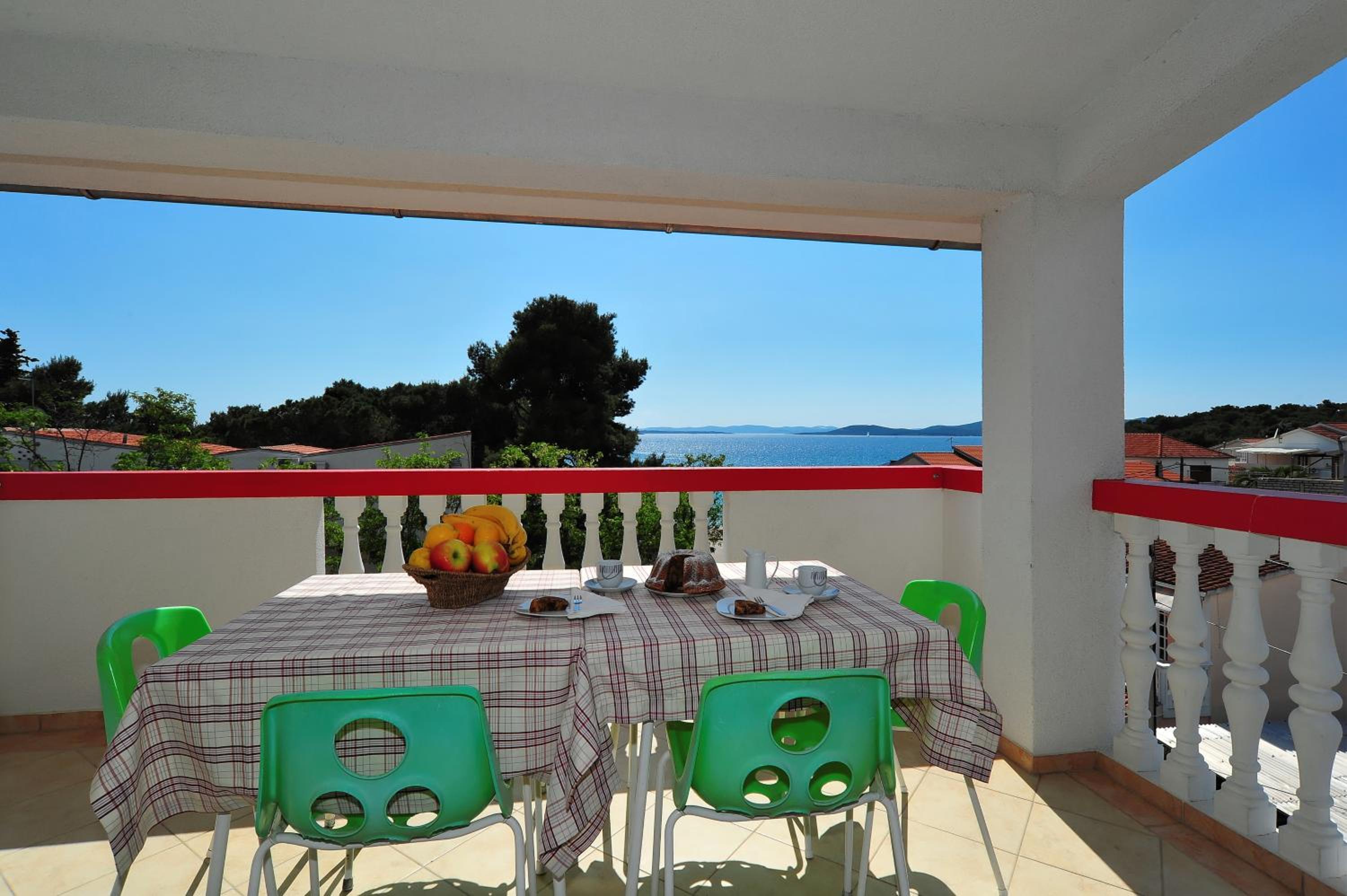 Apartments Rasin
