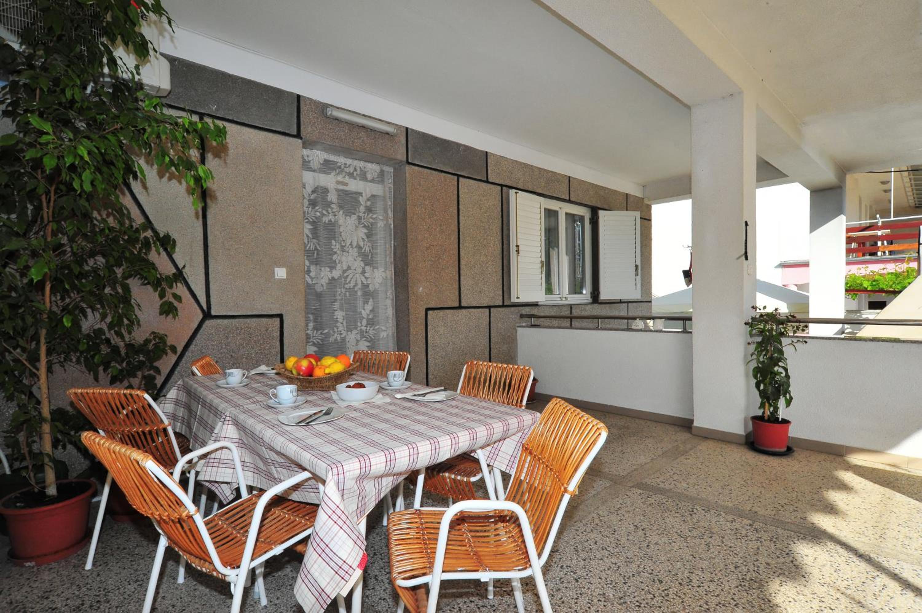 Apartments Rasin