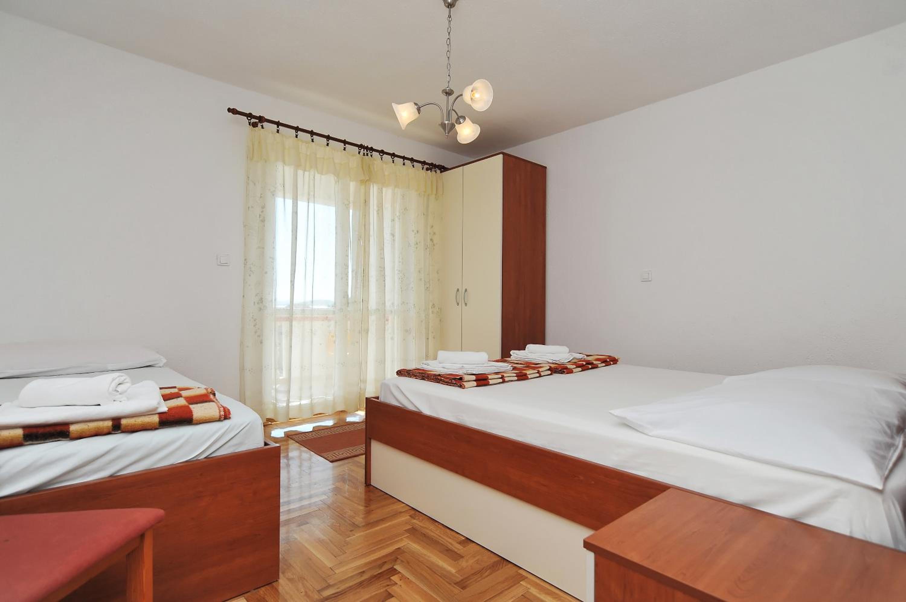 Apartments Rasin