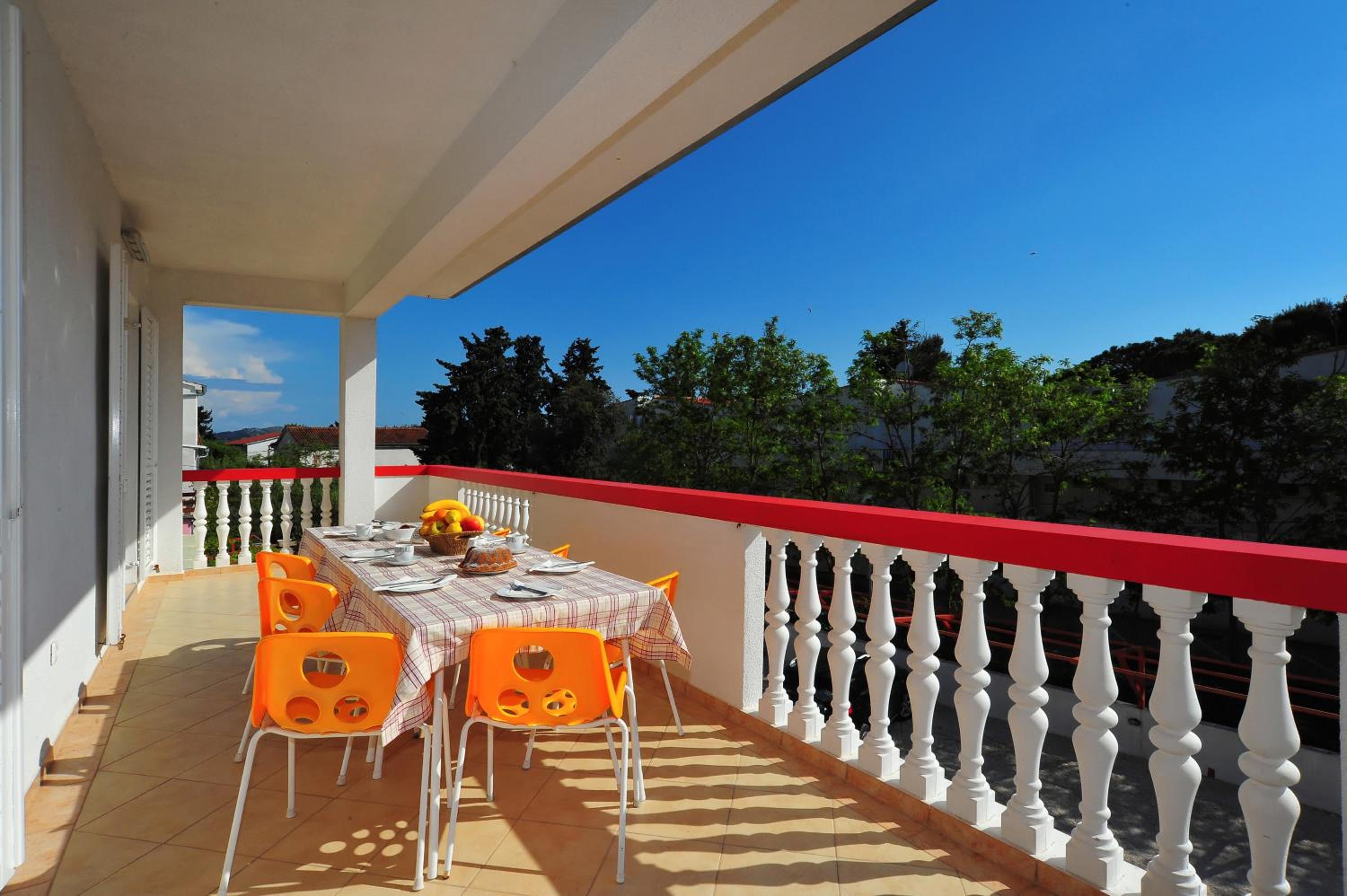 Apartments Rasin