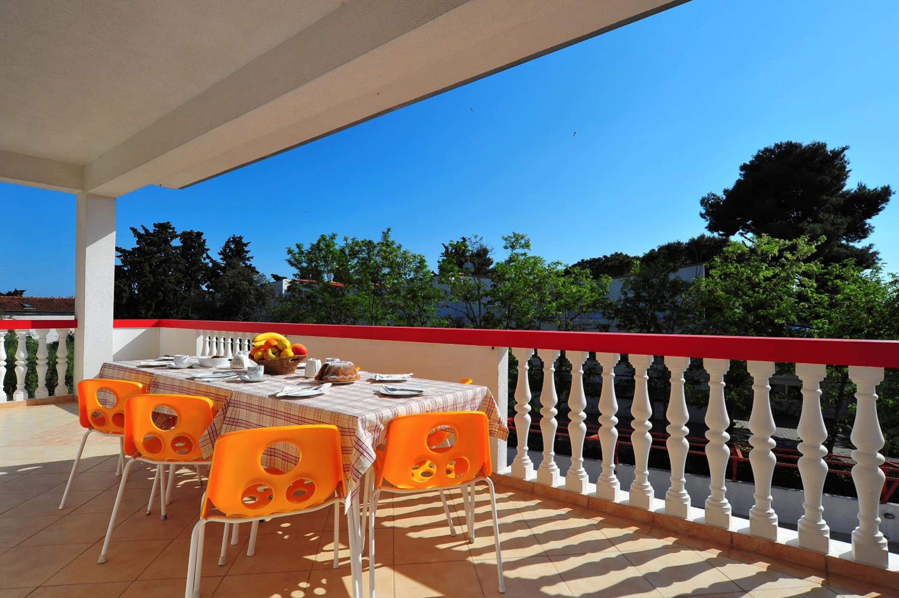 Apartments Rasin