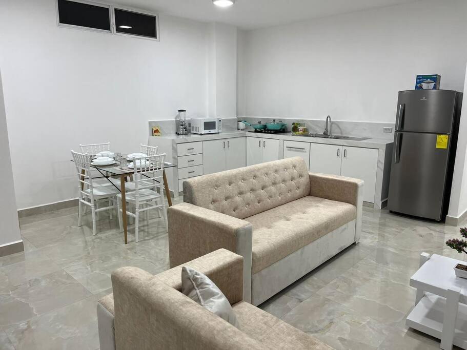 Comodo APARTAMENTO EN UNIORO #9 view 4