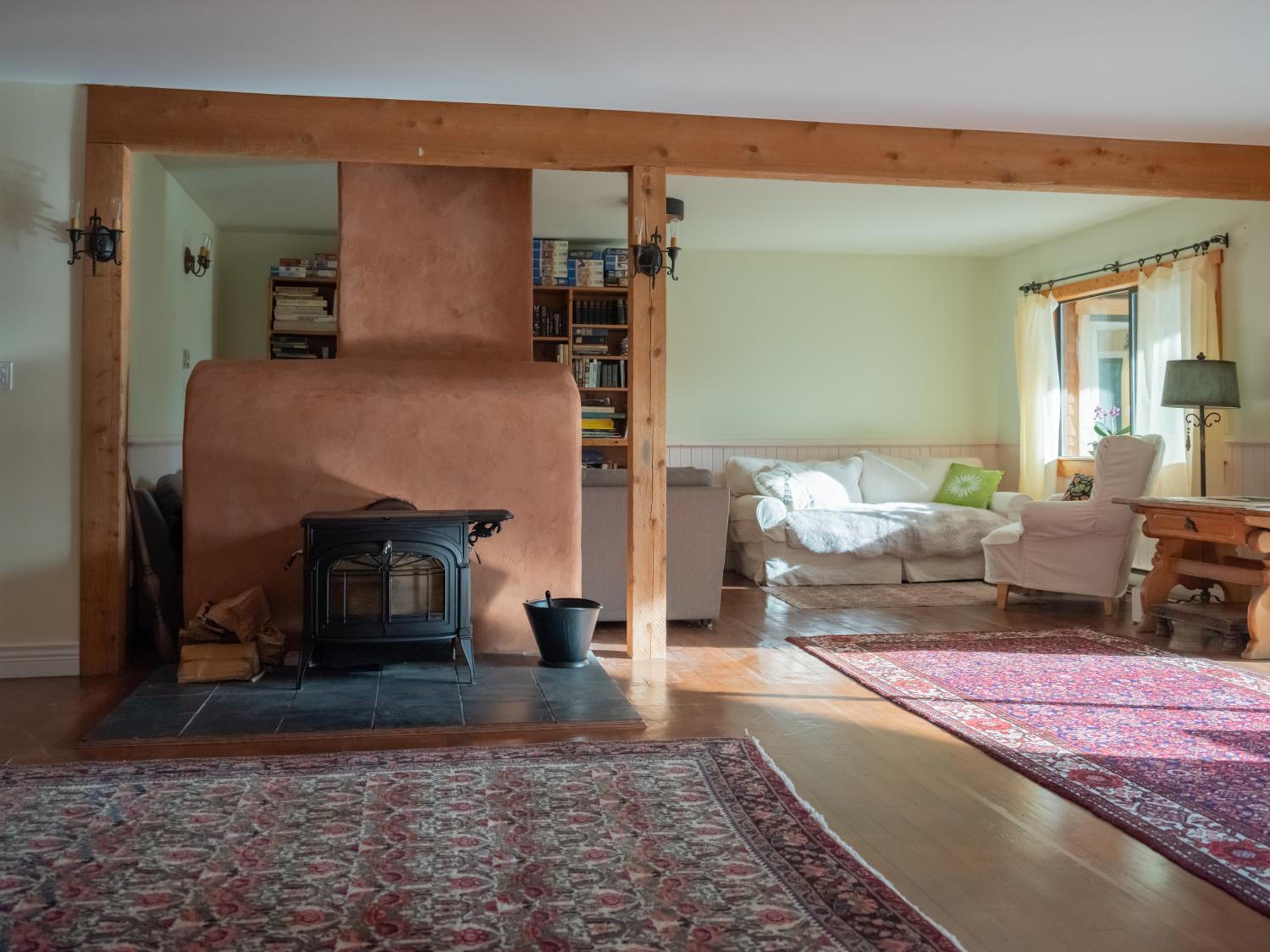 Lakefront Cottage, Salt Spring Island