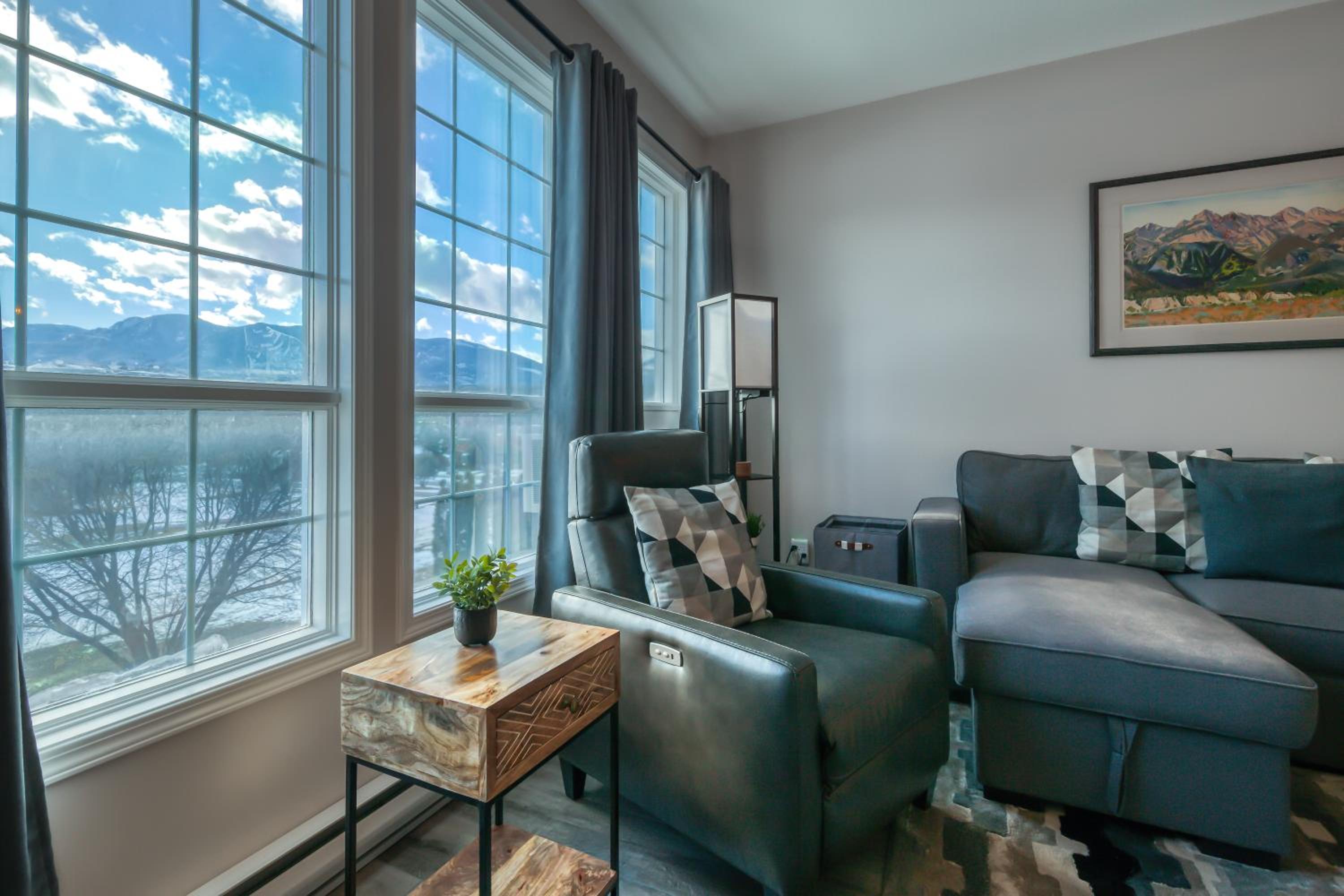 Mountain View Villas with Fairmont Creek Vacation Rentals