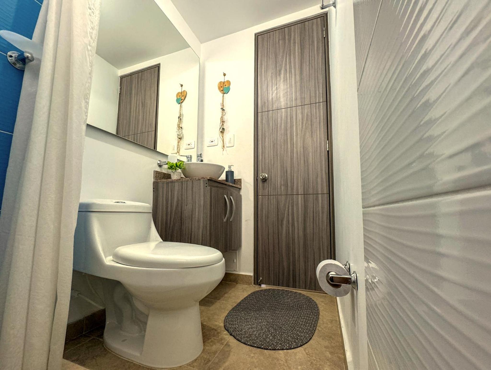 Acogedor apto con piscina y Aire Acondicionado para Viajeros