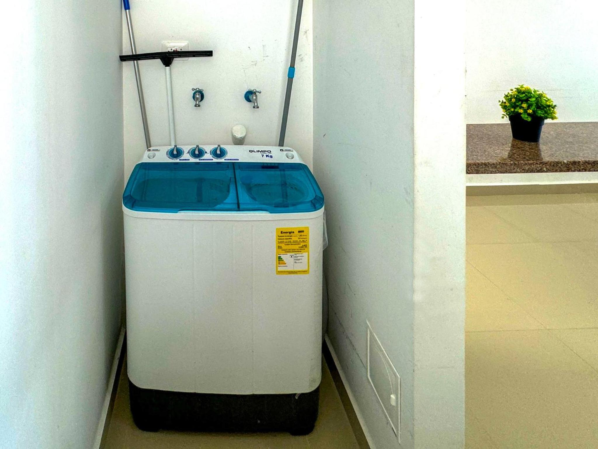 Acogedor apto con piscina y Aire Acondicionado para Viajeros