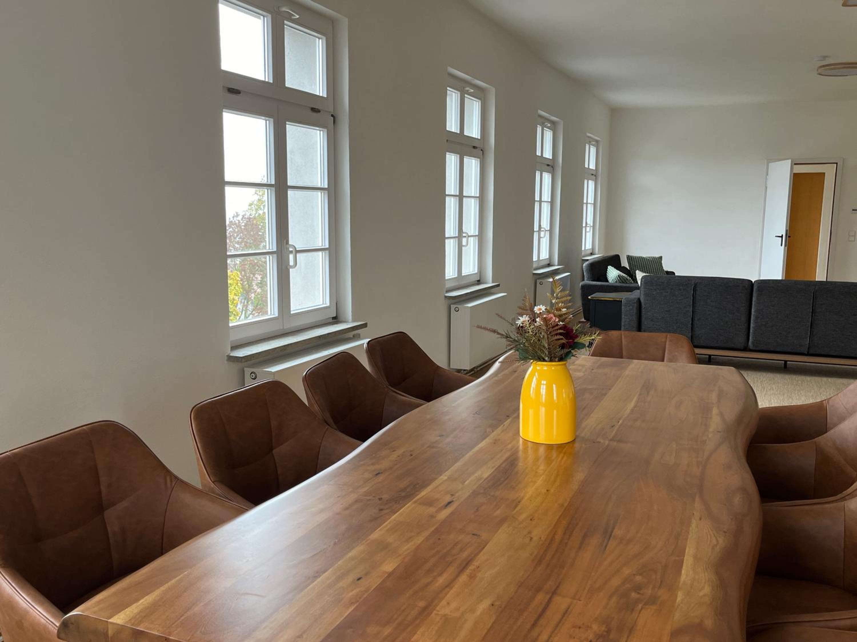Family Apartment with very large living room
