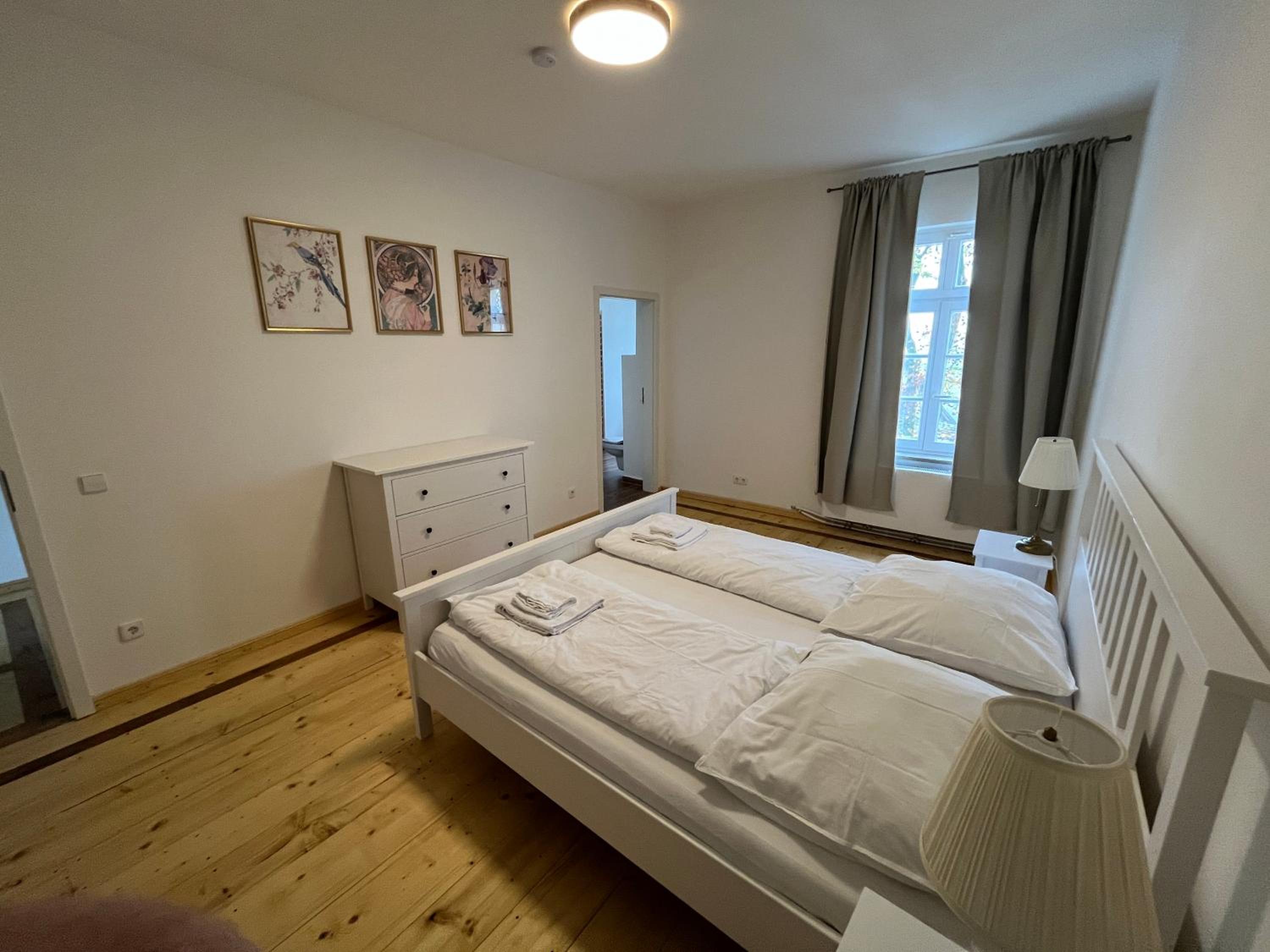 Family Apartment with very large living room