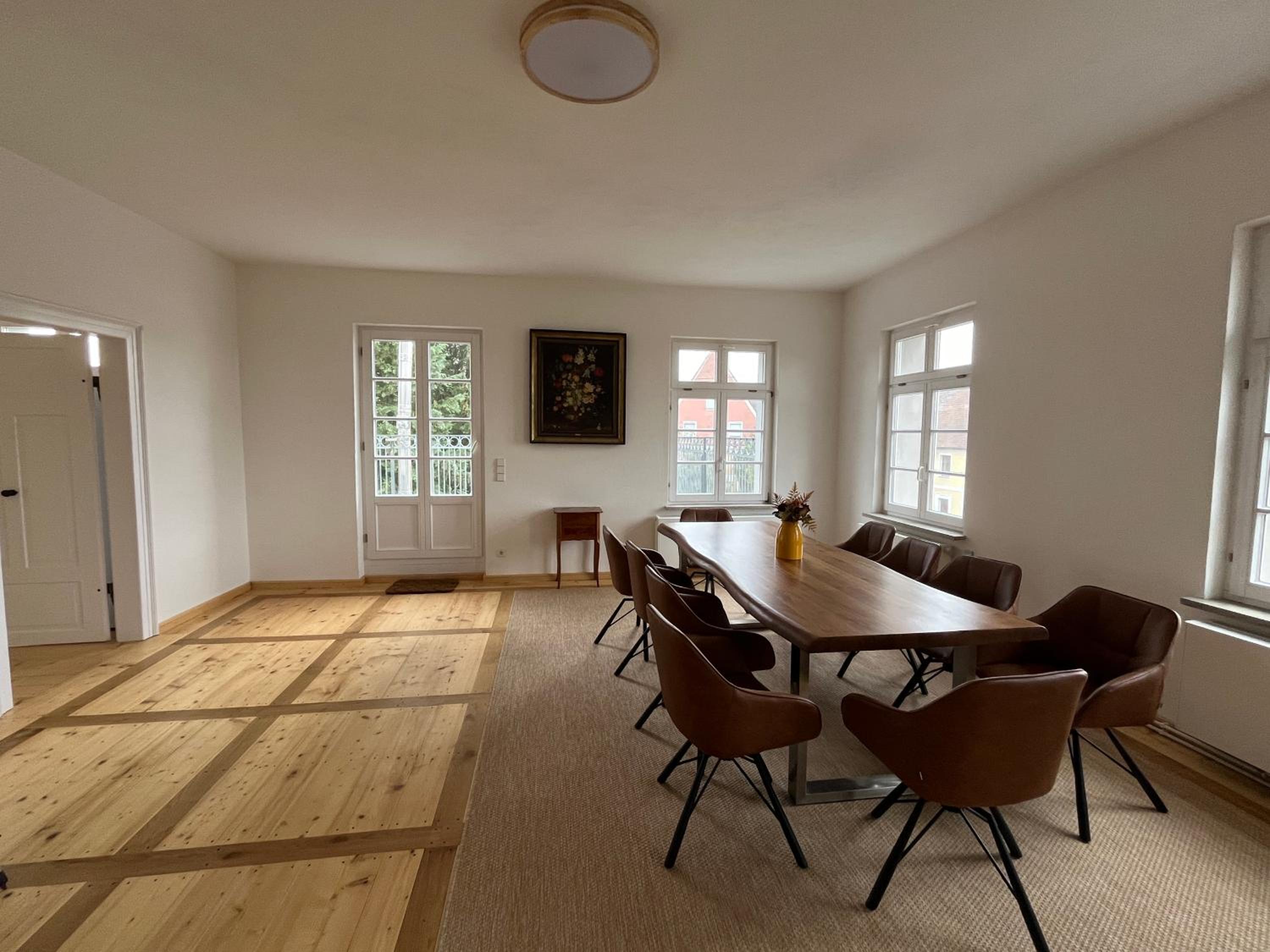 Family Apartment with very large living room