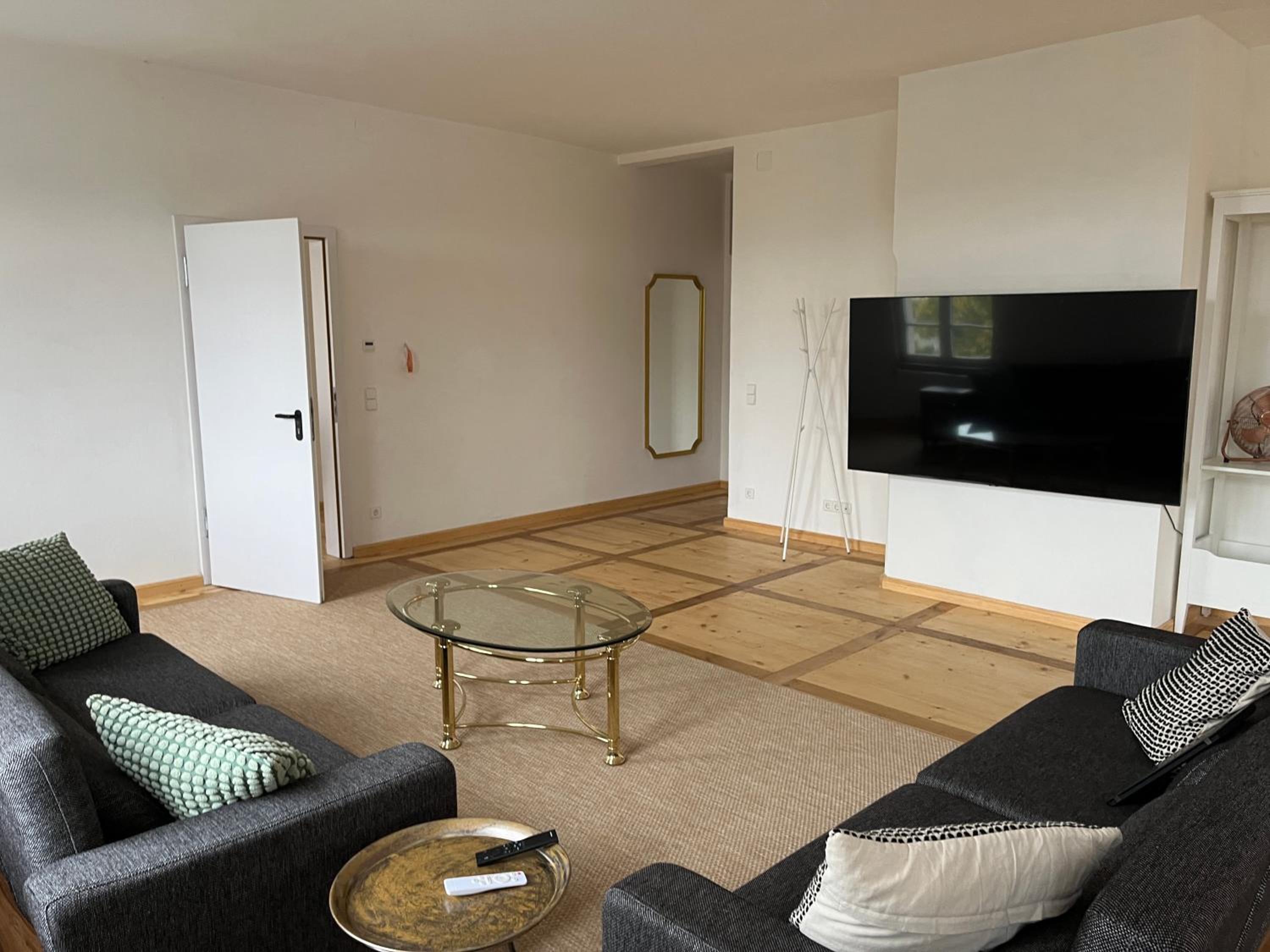 Family Apartment with very large living room