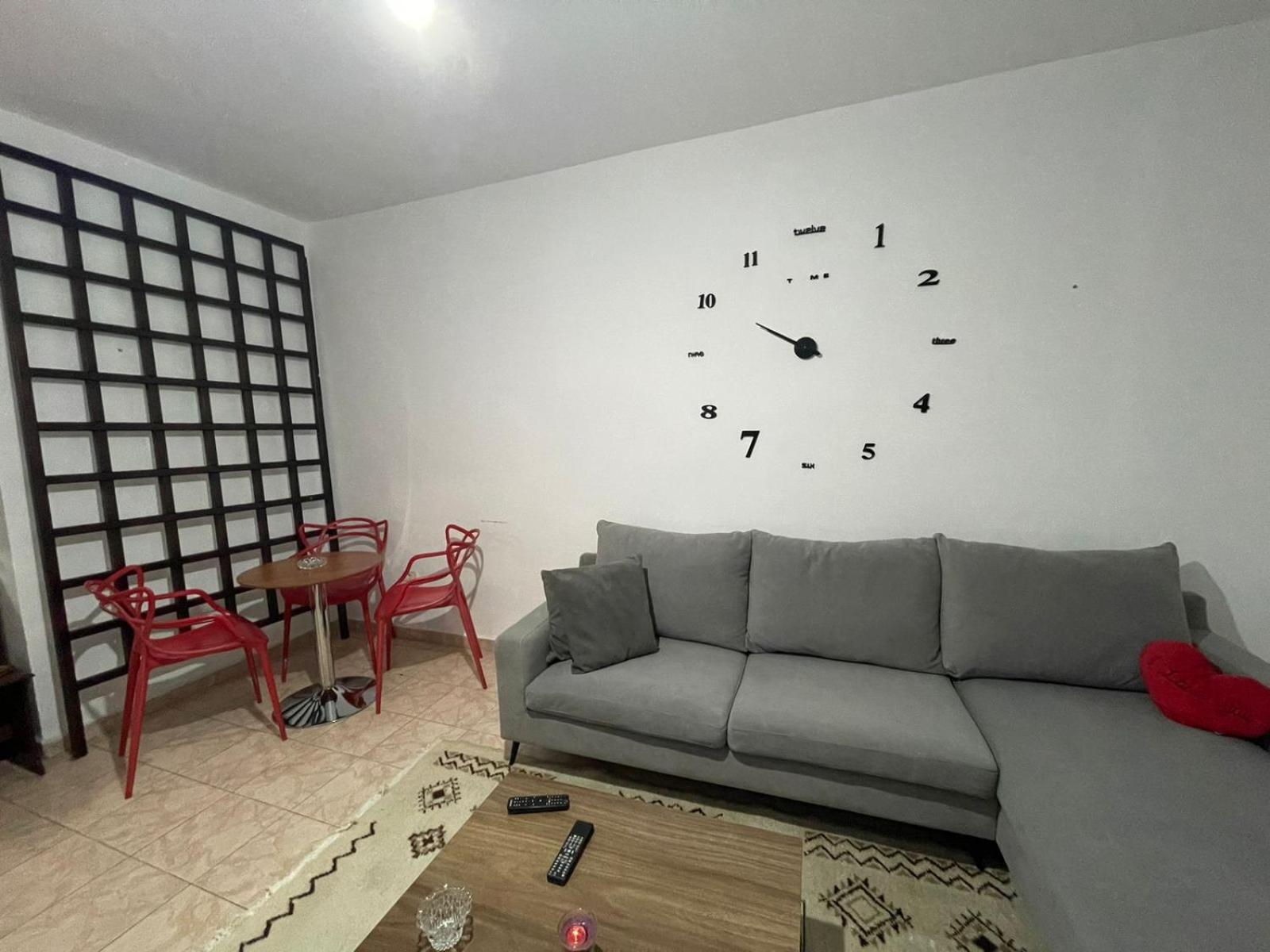 Daors Apartment 2