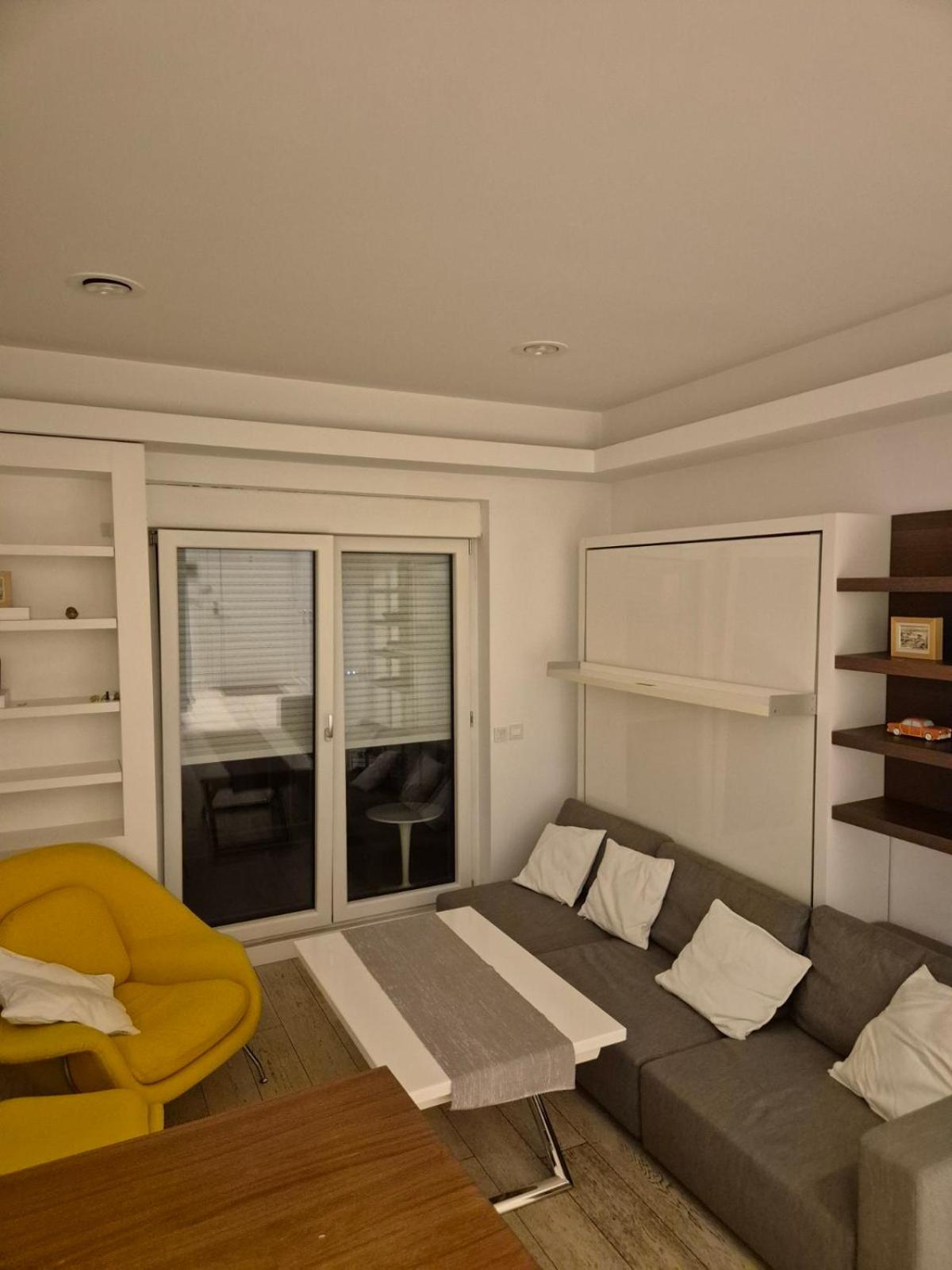 Apartman Dedinje