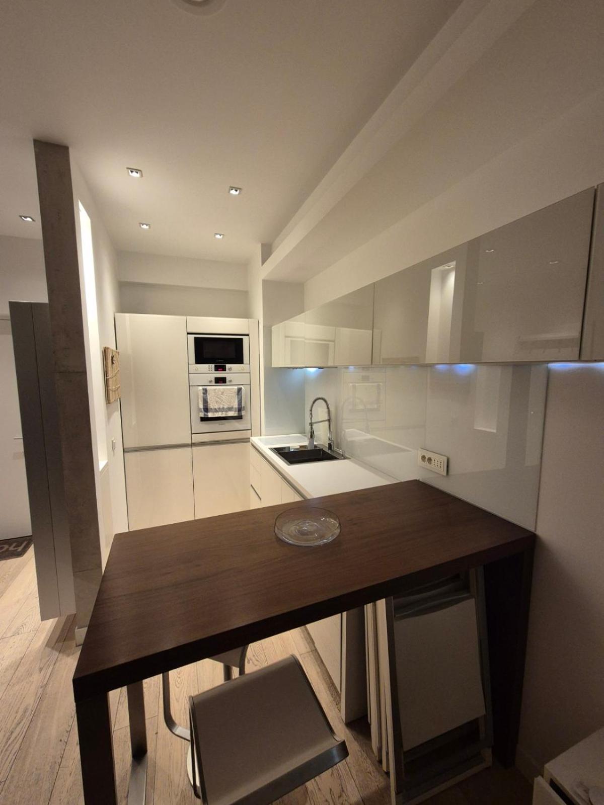 Apartman Dedinje