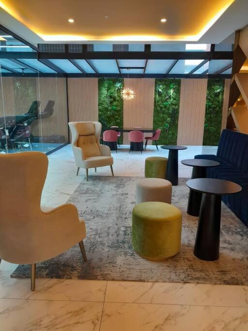 XOE Condo Iñaquito lujo