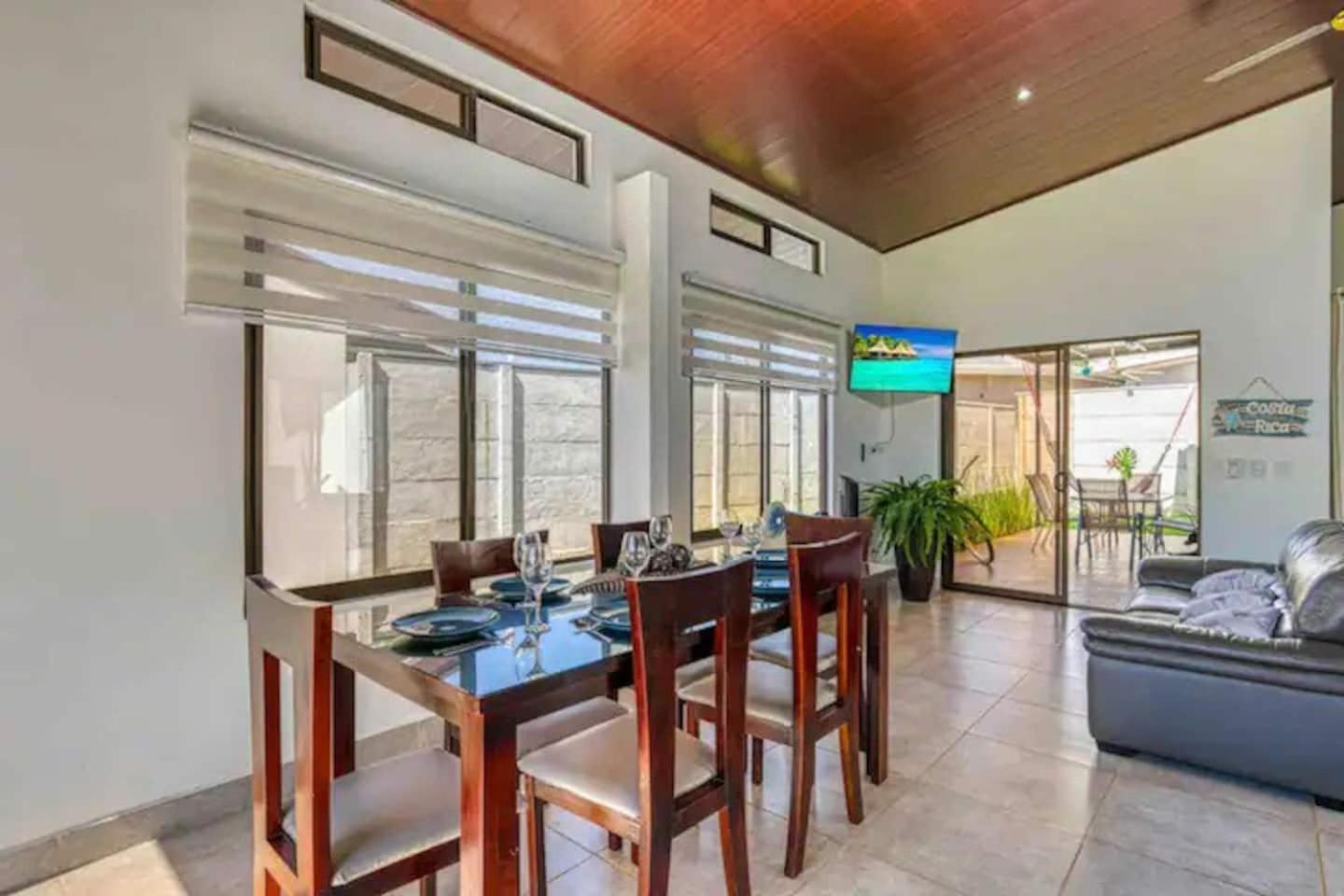 Casa Maiki Your Private Retreat in Uvita Center