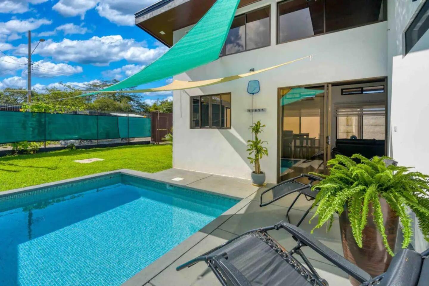 Casa Maiki Your Private Retreat in Uvita Center