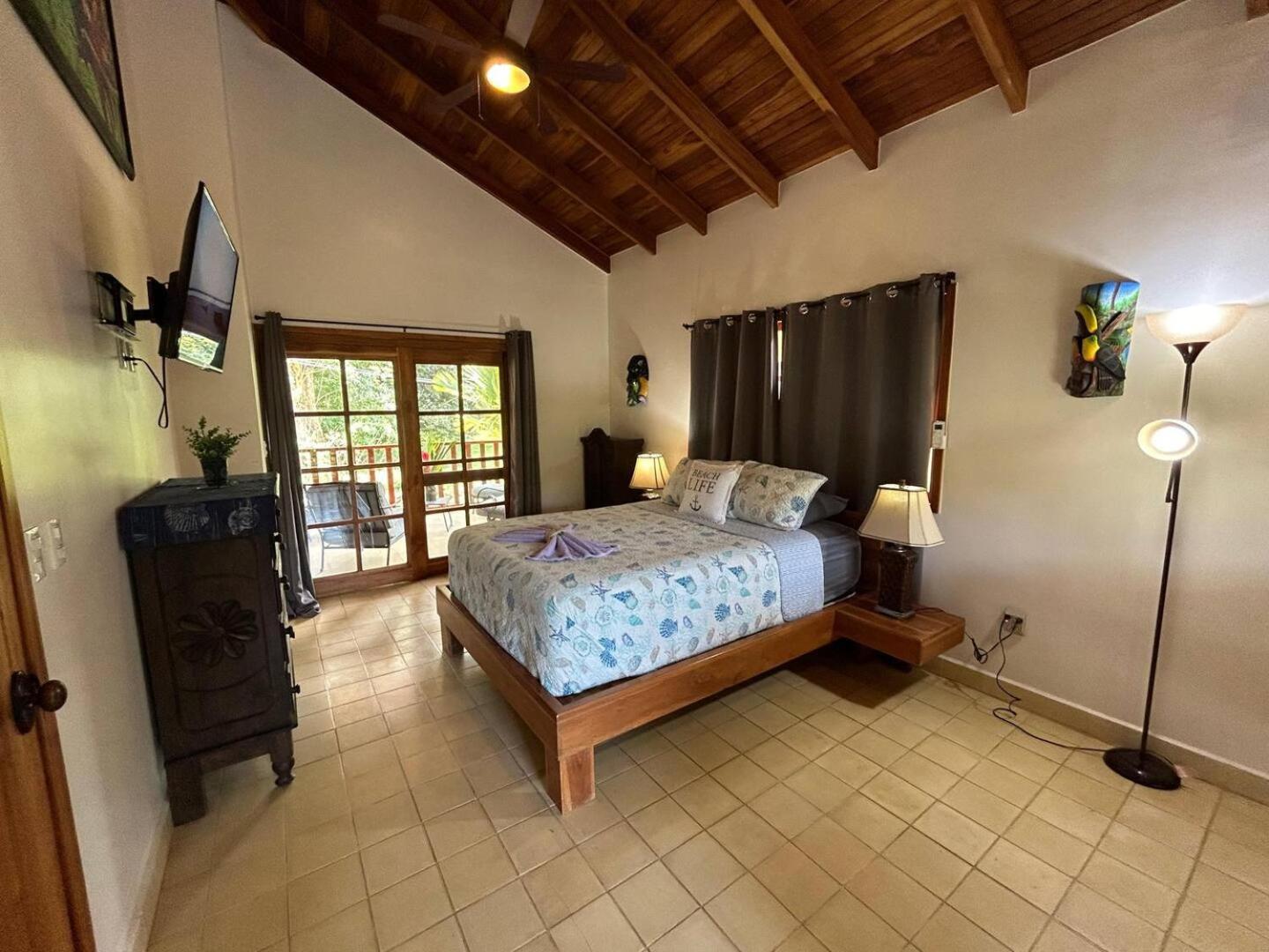 3 minutes walk from the best surf beach in area