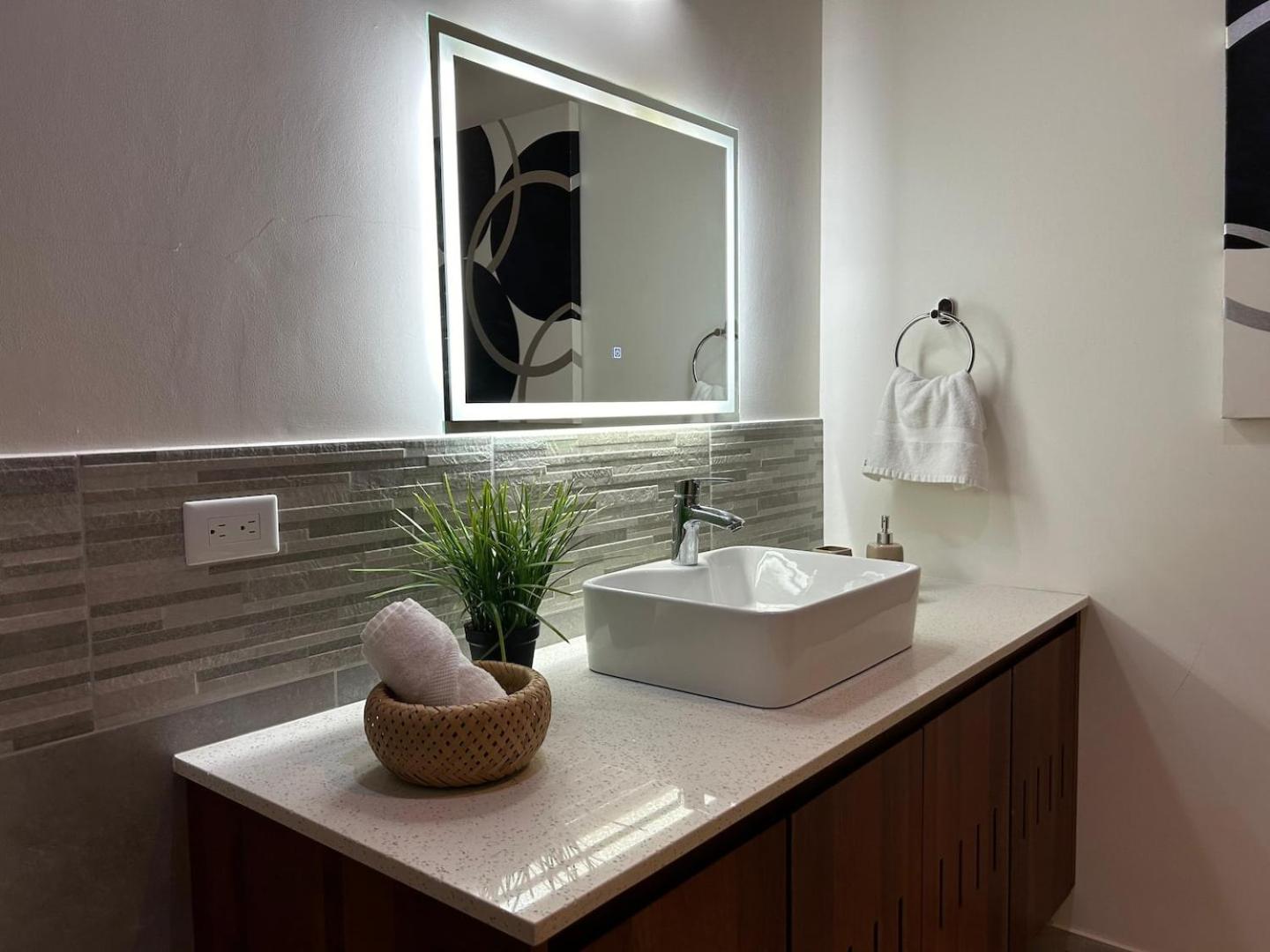 Villa Mariposa - Ojochal, Close To Everything
