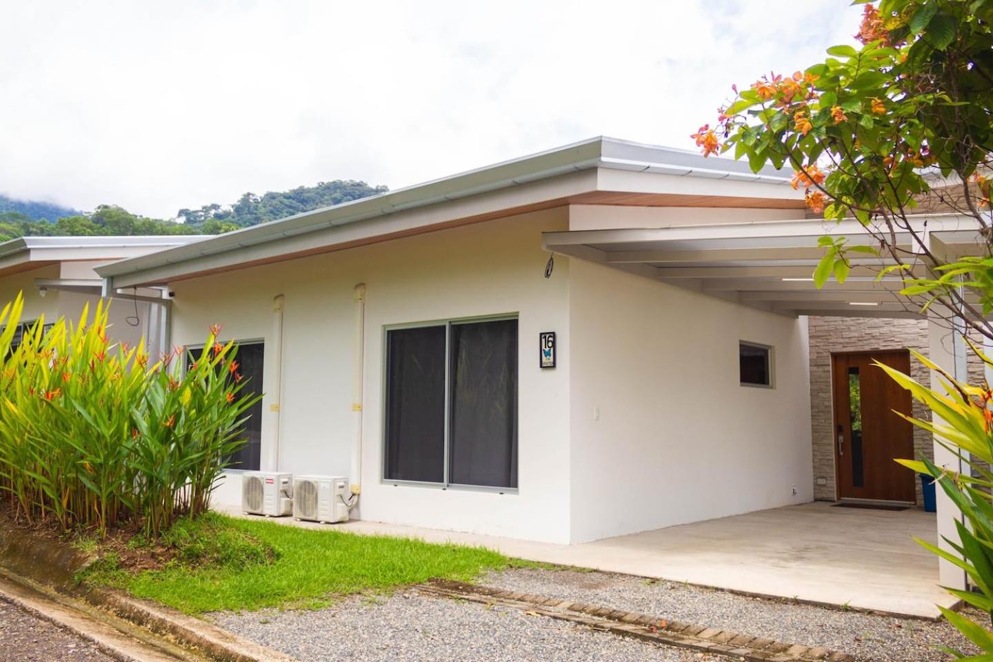Villa Mariposa - Ojochal, Close To Everything